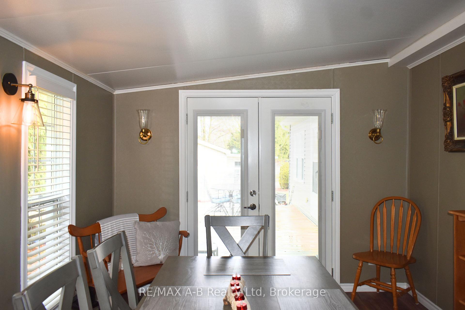 Photo 16 of Unit 924, 316489 31ST Line, Zorra, Rural Zorra — HOMEH
