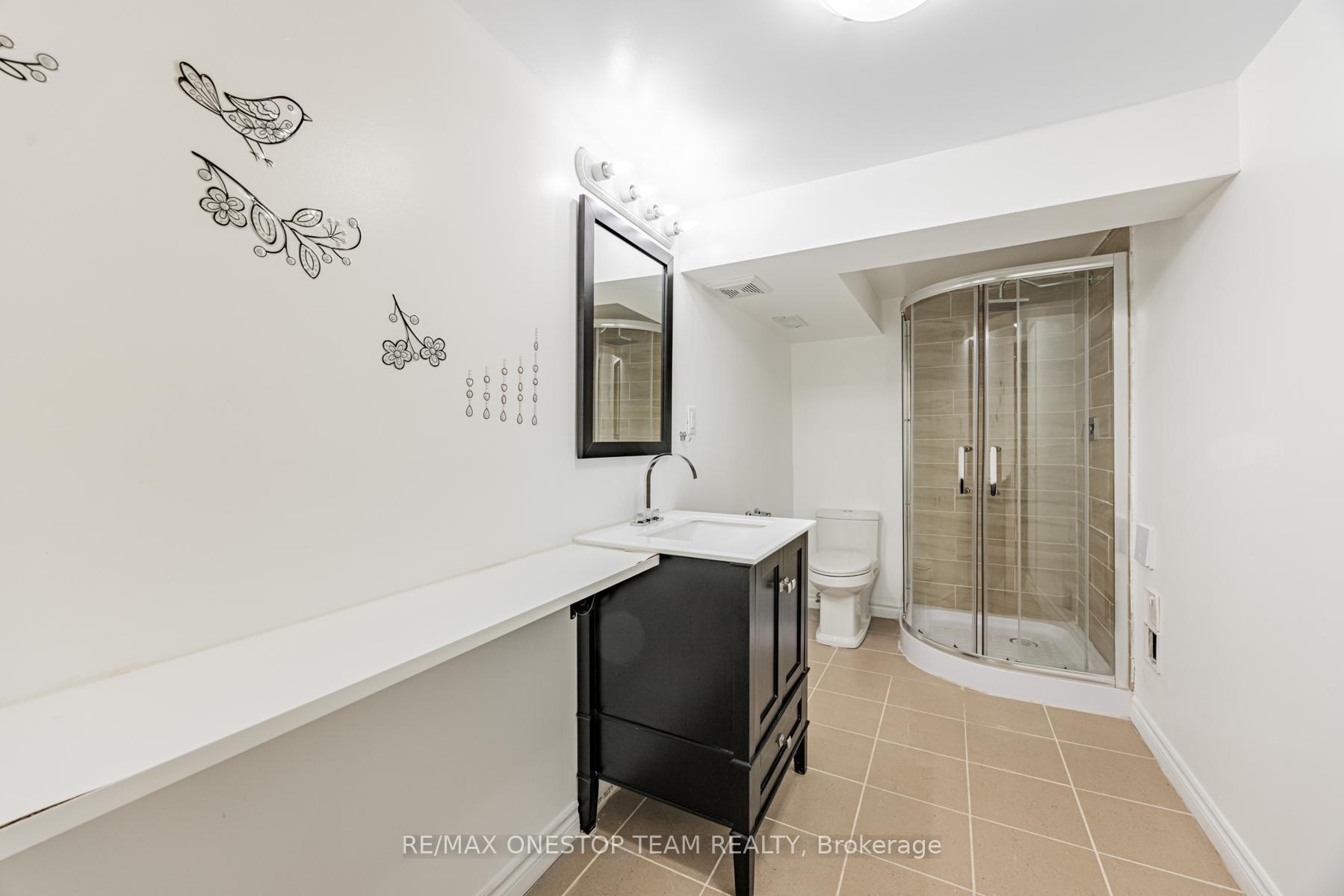 Photo 31 of 97 Lindvest Crescent, Vaughan, Patterson — HOMEH