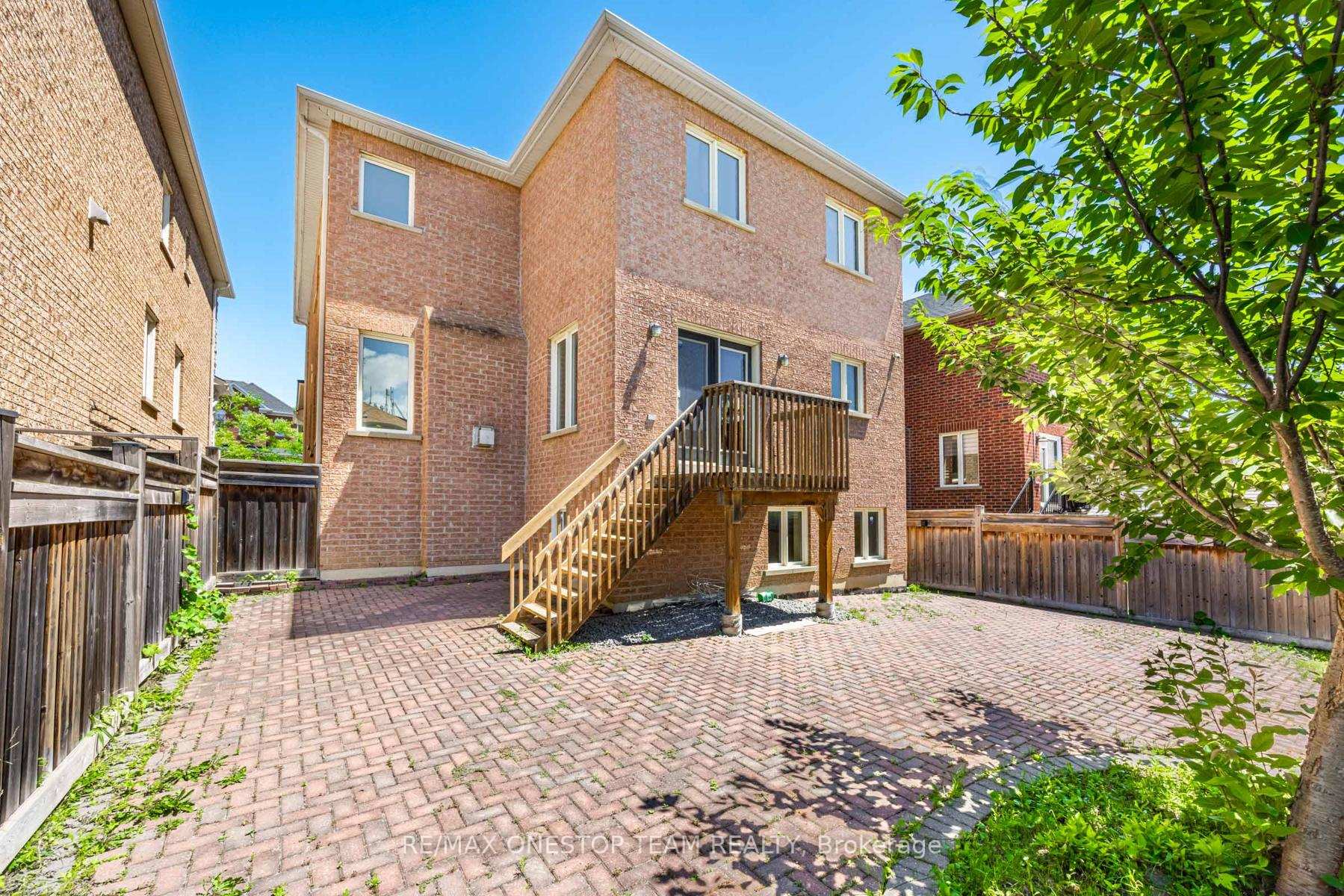 Photo 41 of 97 Lindvest Crescent, Vaughan, Patterson — HOMEH