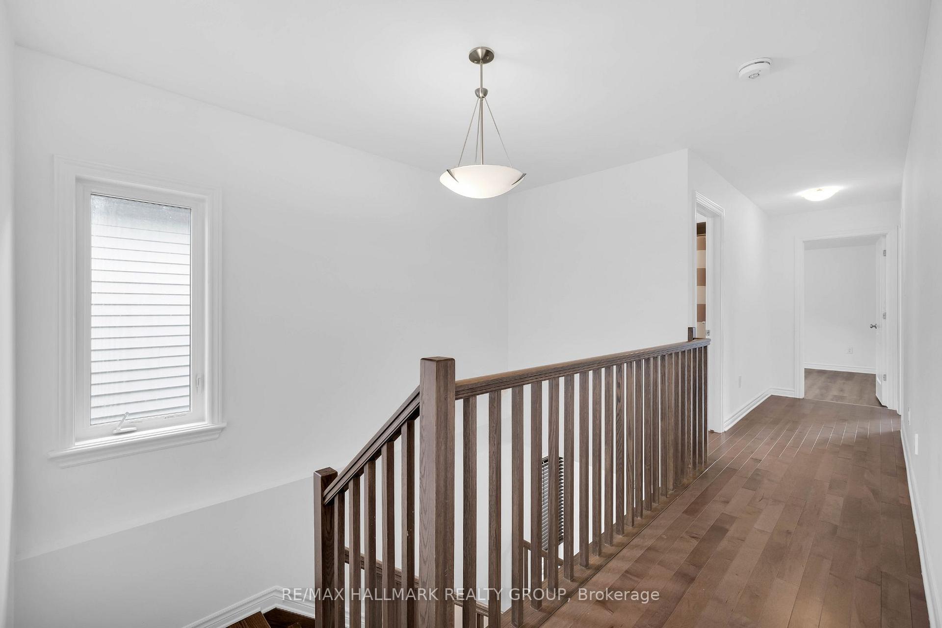 Photo 18 of 276 Big Dipper Street, Ottawa, Riverside South/Gloucester Glen — HOMEH