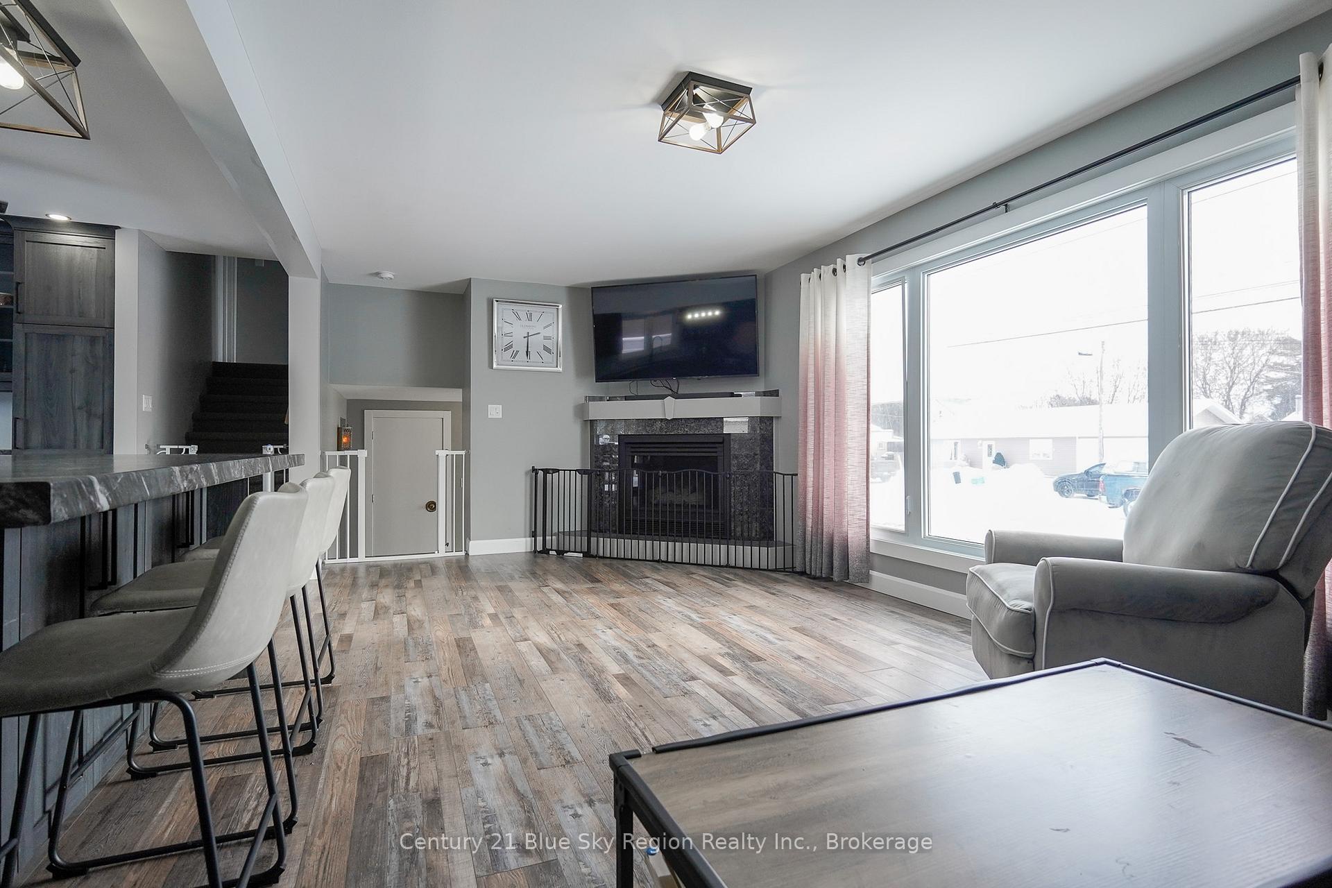 Photo 13 of 157 John Street, West Nipissing, Sturgeon Falls — HOMEH
