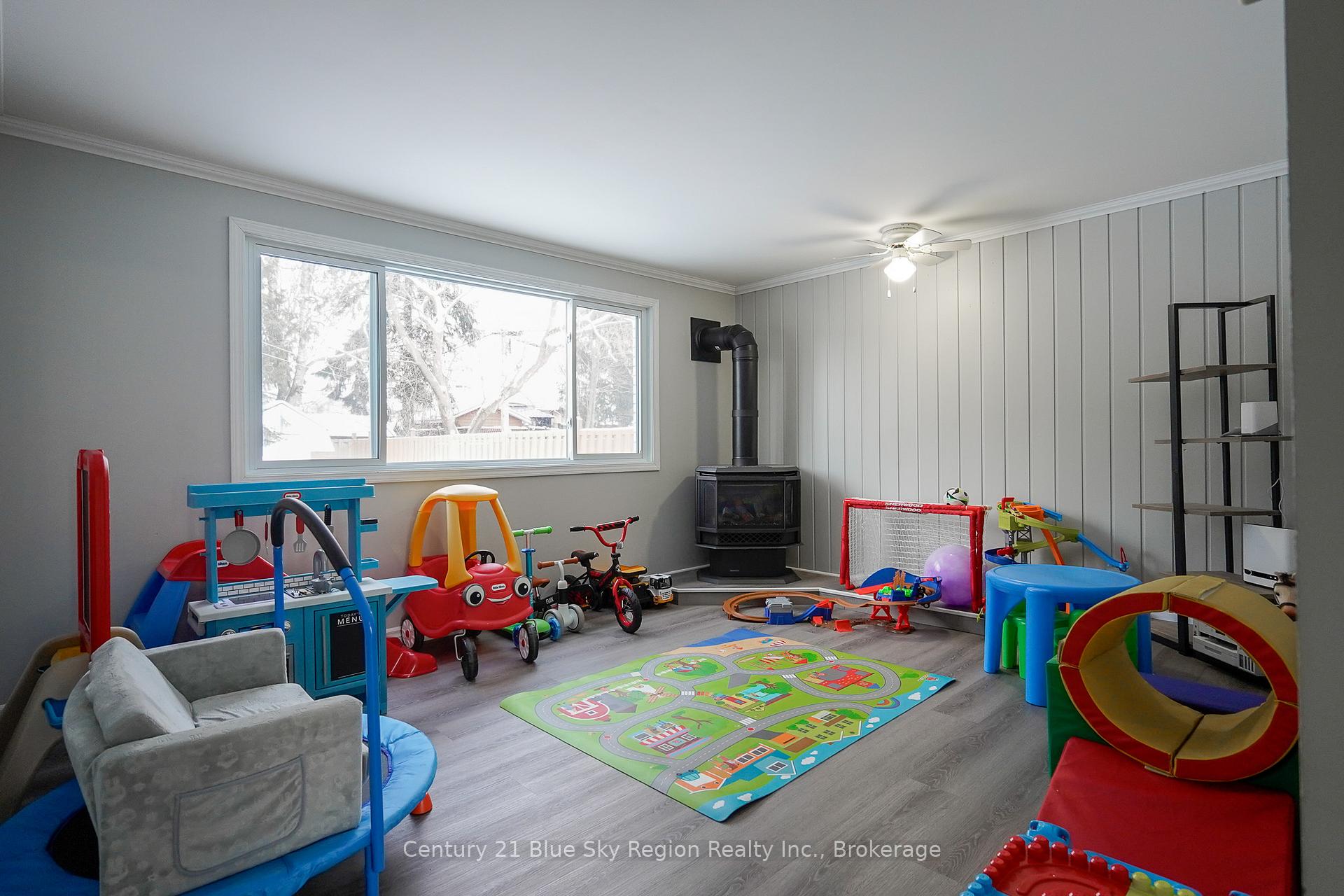 Photo 15 of 157 John Street, West Nipissing, Sturgeon Falls — HOMEH