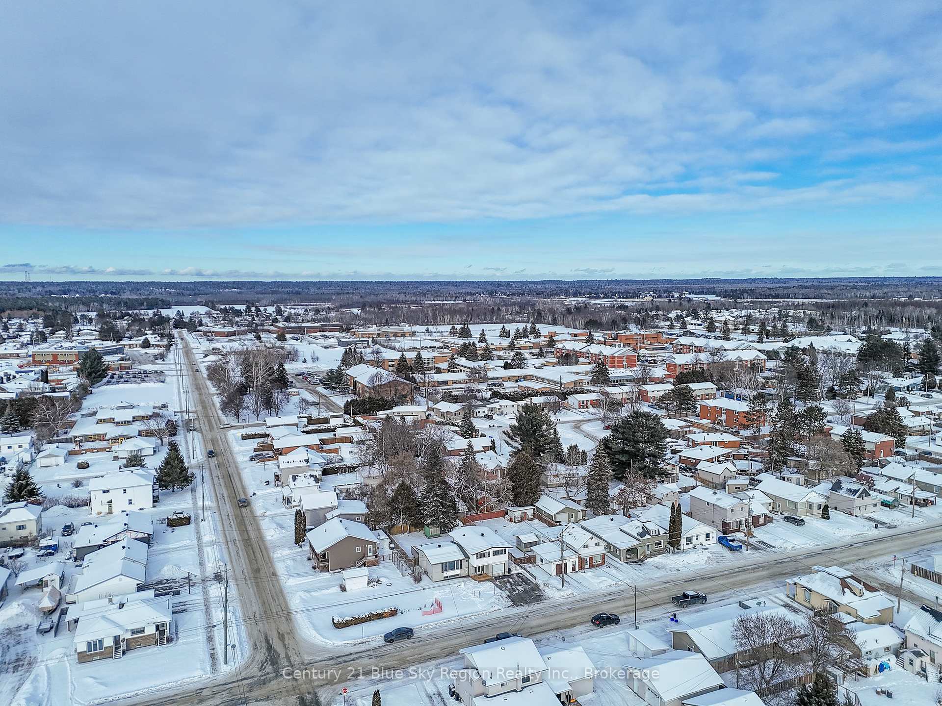Photo 40 of 157 John Street, West Nipissing, Sturgeon Falls — HOMEH