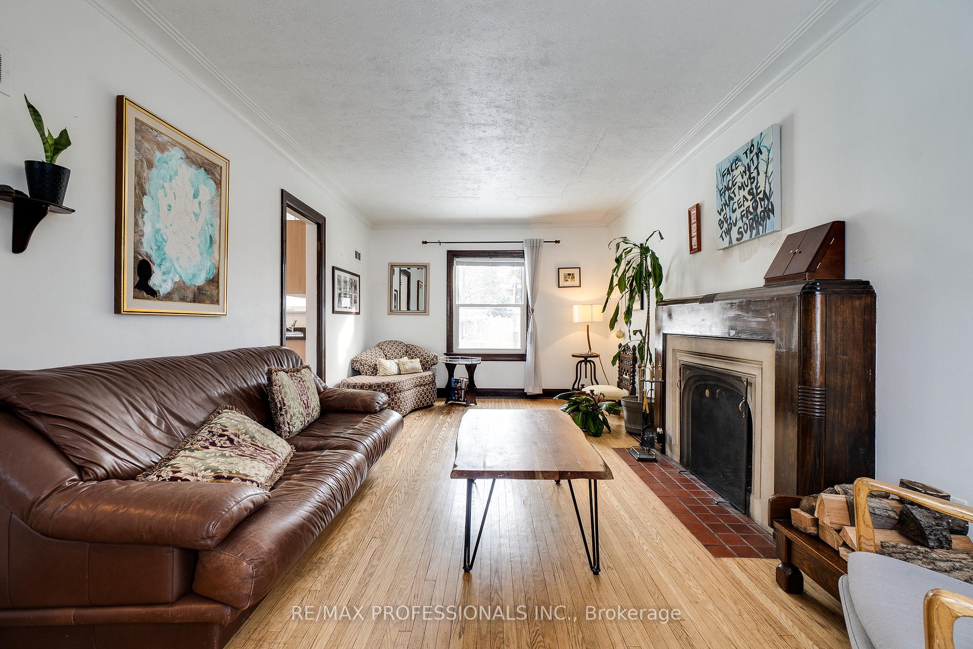 Photo 8 of 225 Bridgeport Road E, Waterloo — HOMEH