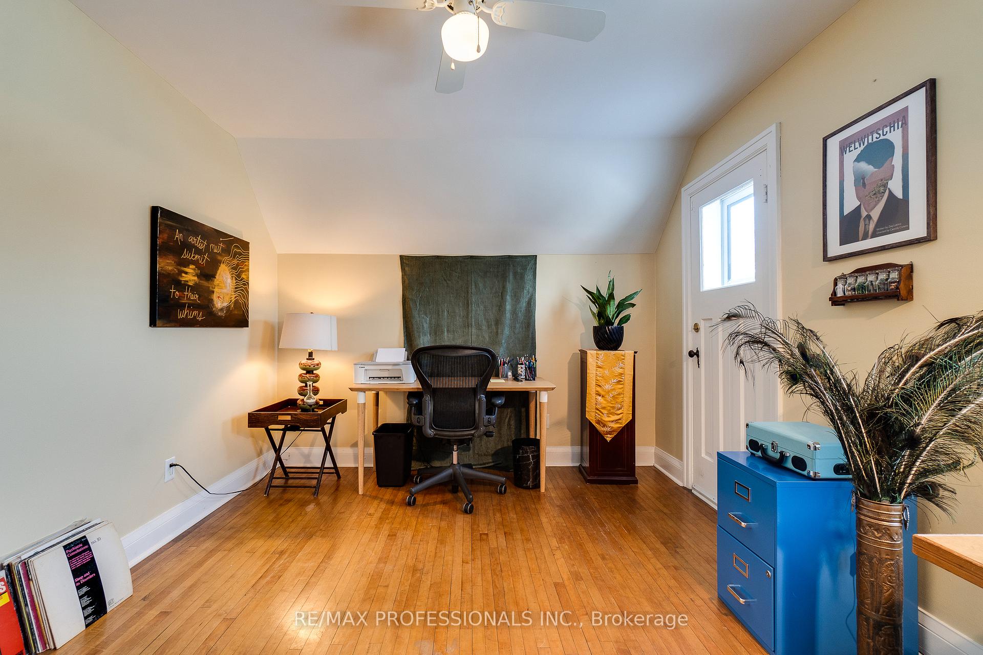 Photo 27 of 225 Bridgeport Road E, Waterloo — HOMEH