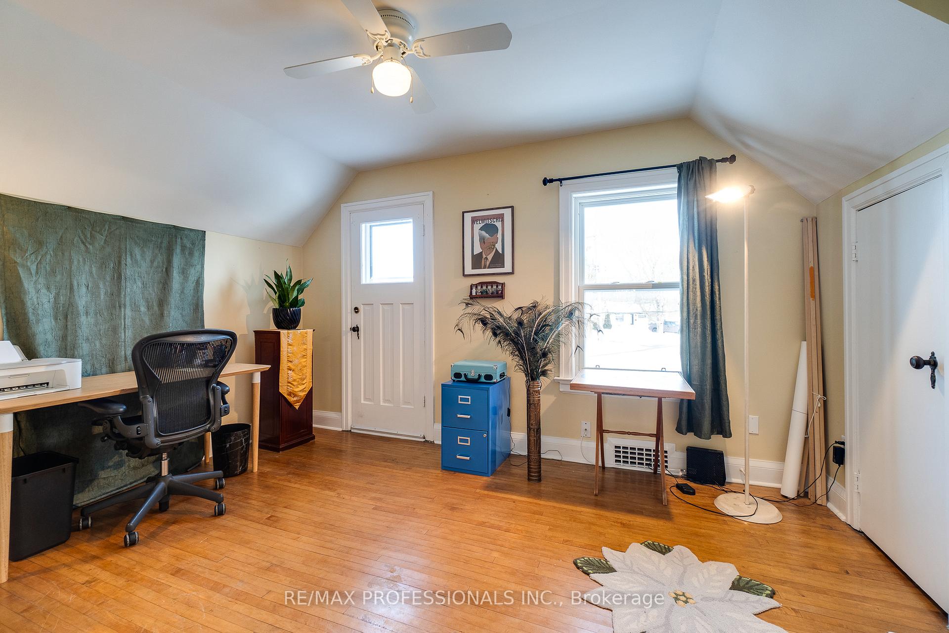 Photo 28 of 225 Bridgeport Road E, Waterloo — HOMEH