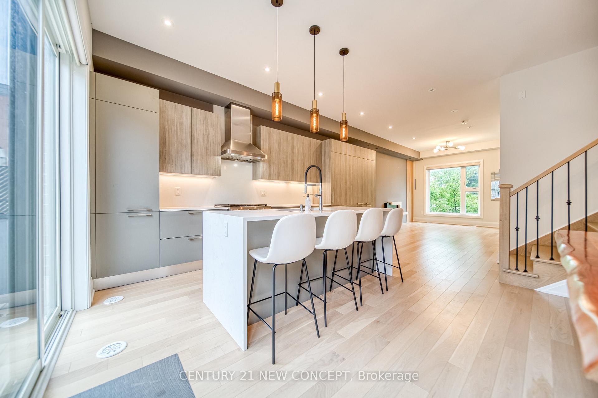 Photo 10 of 895 Clark Avenue W, Vaughan, Brownridge — HOMEH