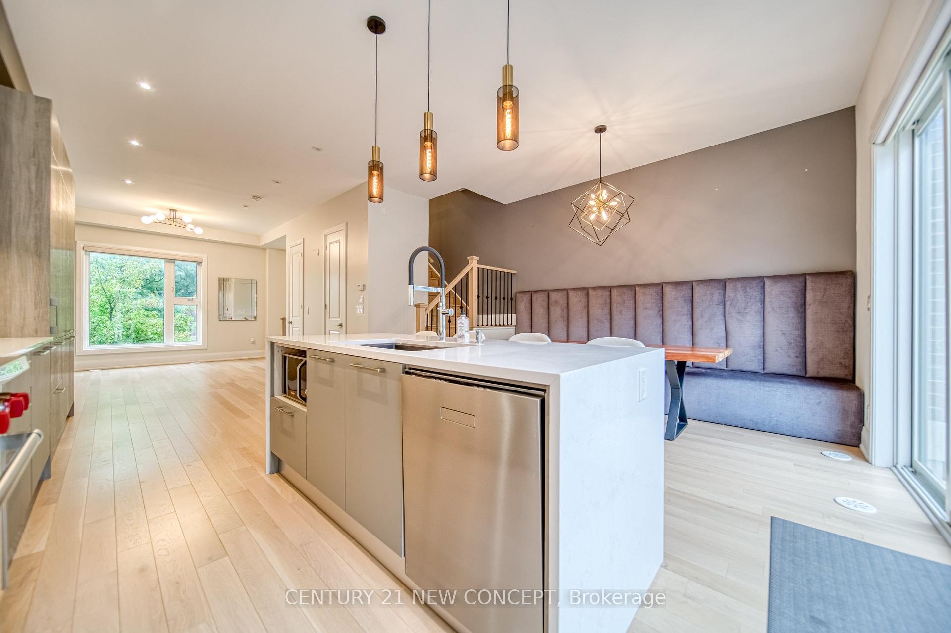 Photo 11 of 895 Clark Avenue W, Vaughan, Brownridge — HOMEH