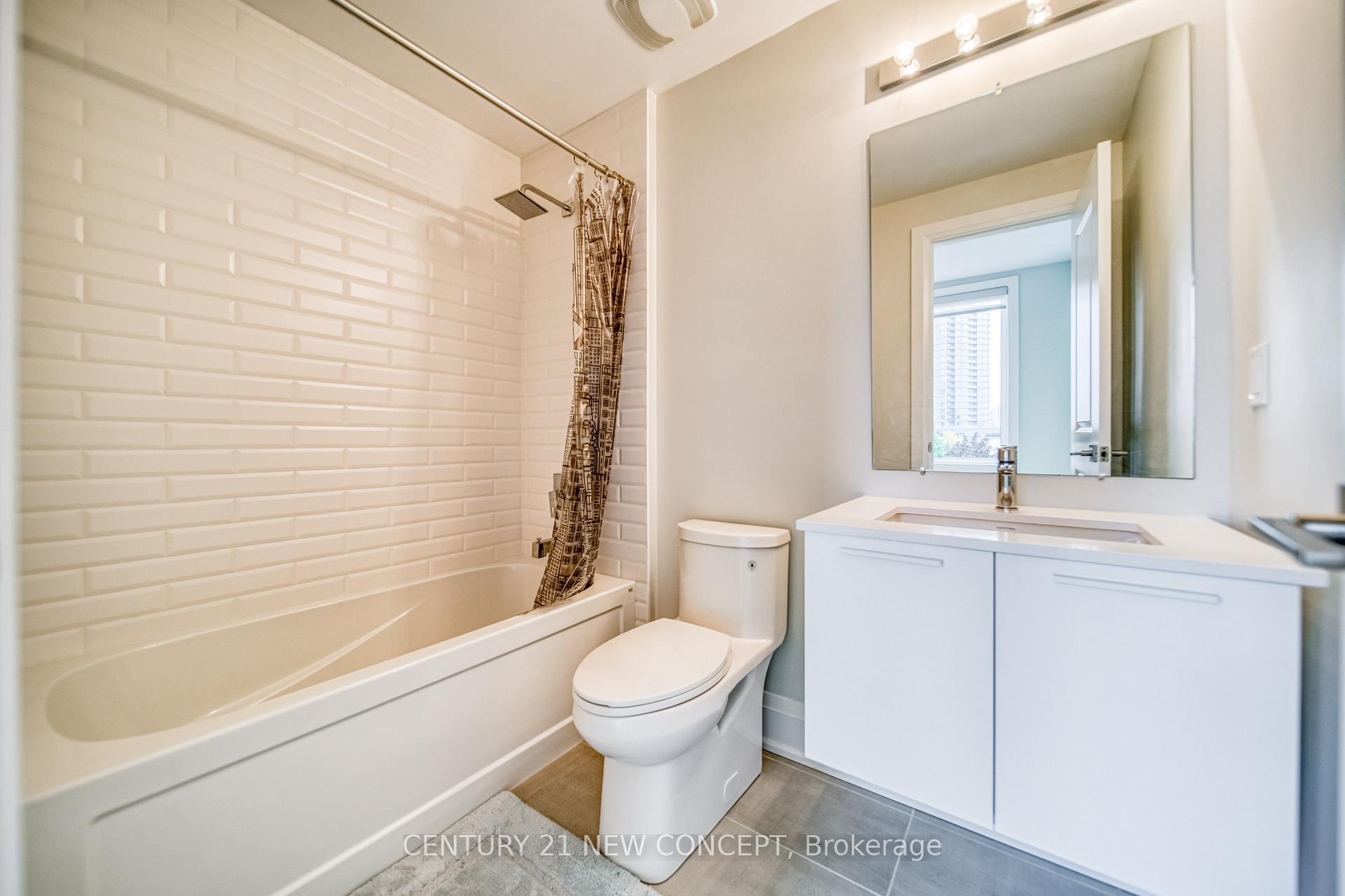 Photo 29 of 895 Clark Avenue W, Vaughan, Brownridge — HOMEH
