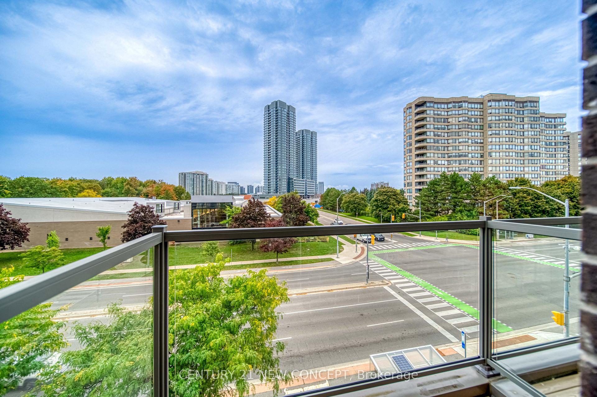 Photo 30 of 895 Clark Avenue W, Vaughan, Brownridge — HOMEH