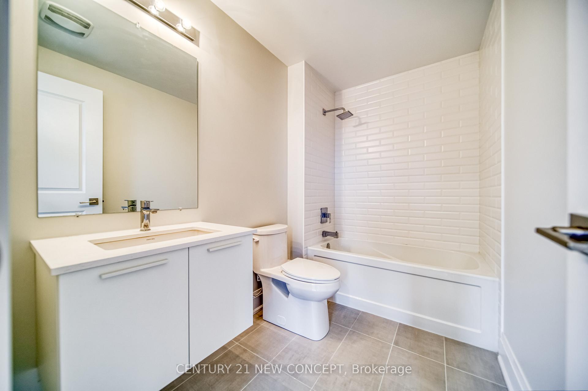 Photo 35 of 895 Clark Avenue W, Vaughan, Brownridge — HOMEH