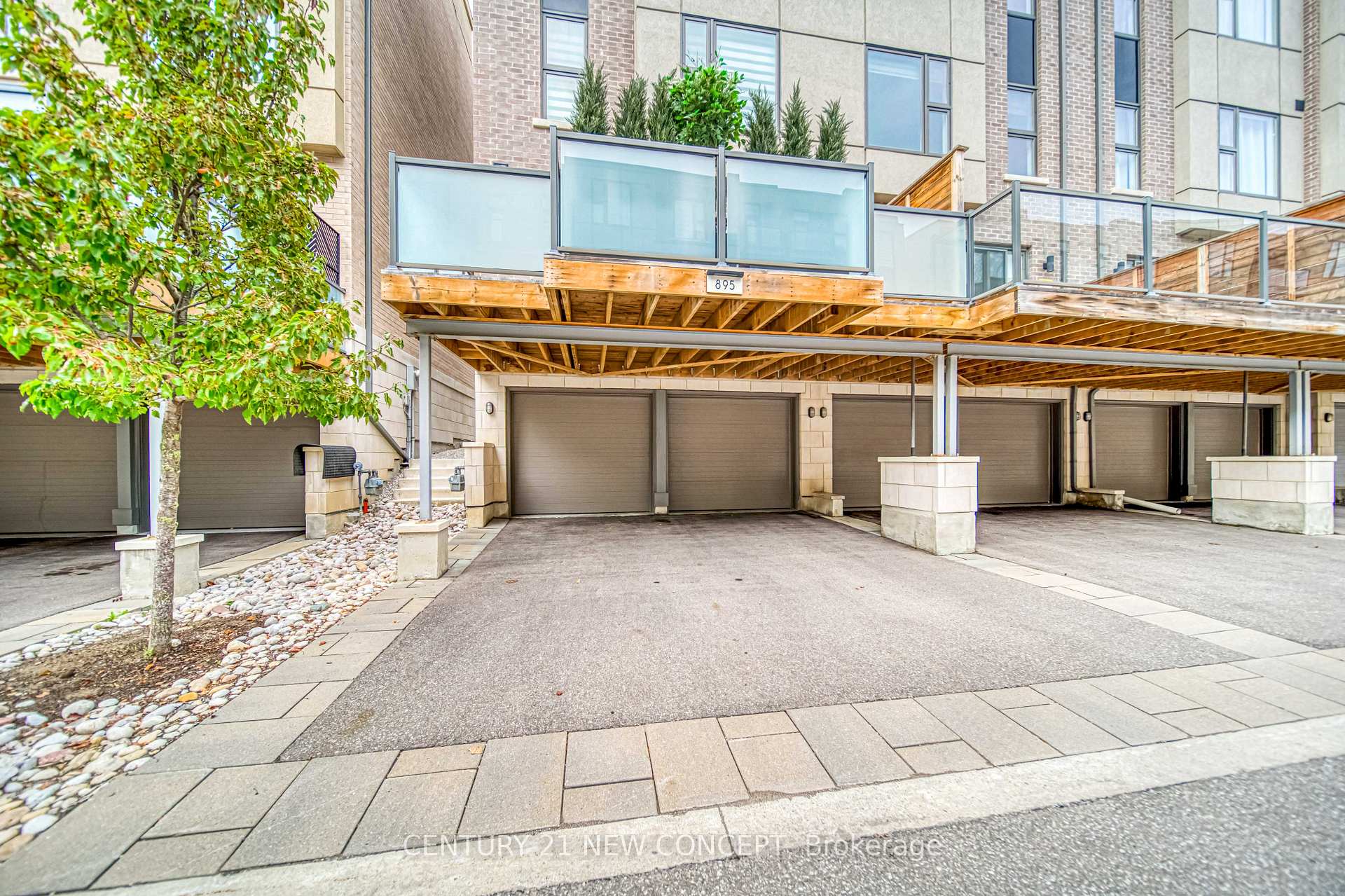 Photo 49 of 895 Clark Avenue W, Vaughan, Brownridge — HOMEH