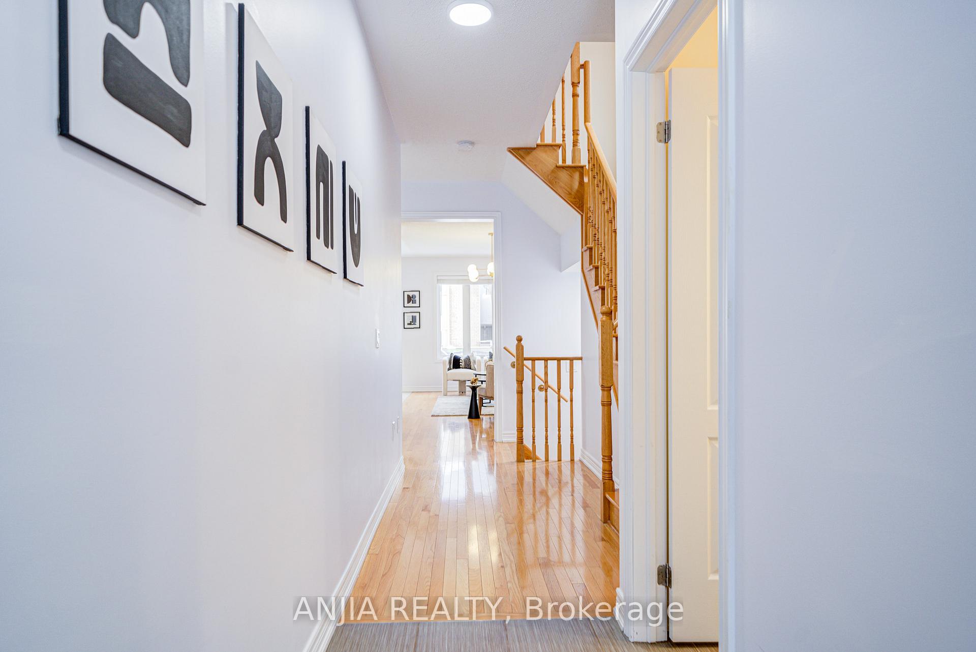 Photo 5 of 132 Memon Place, Markham, Wismer — HOMEH