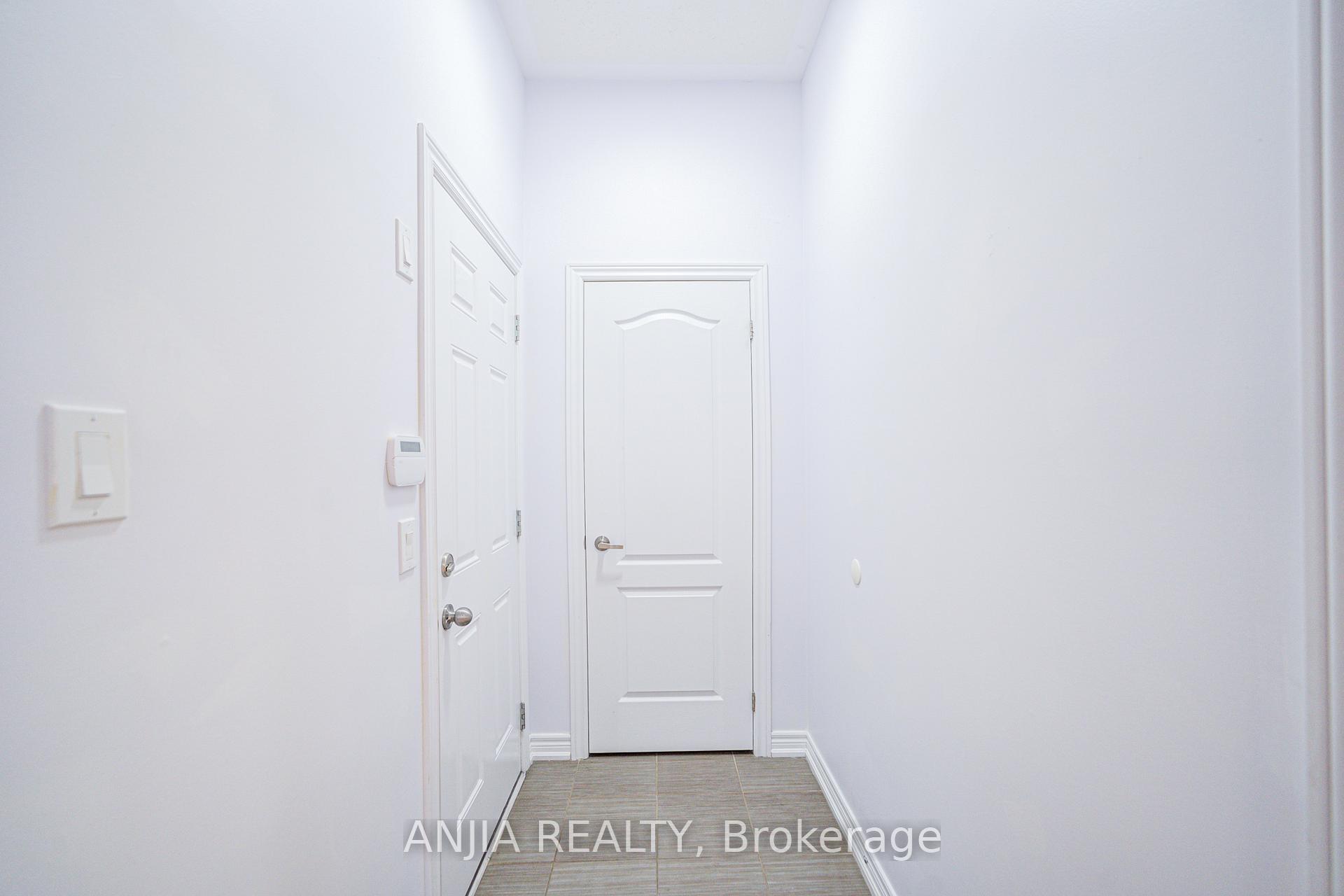 Photo 8 of 132 Memon Place, Markham, Wismer — HOMEH