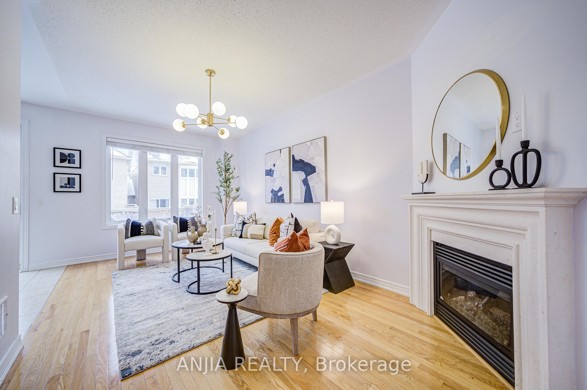 Photo 9 of 132 Memon Place, Markham, Wismer — HOMEH