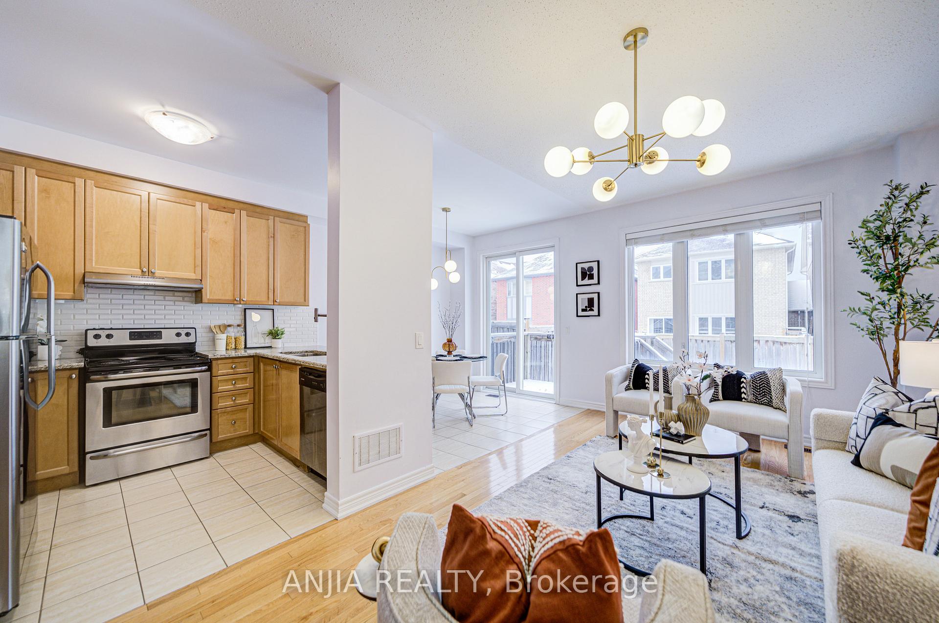 Photo 10 of 132 Memon Place, Markham, Wismer — HOMEH