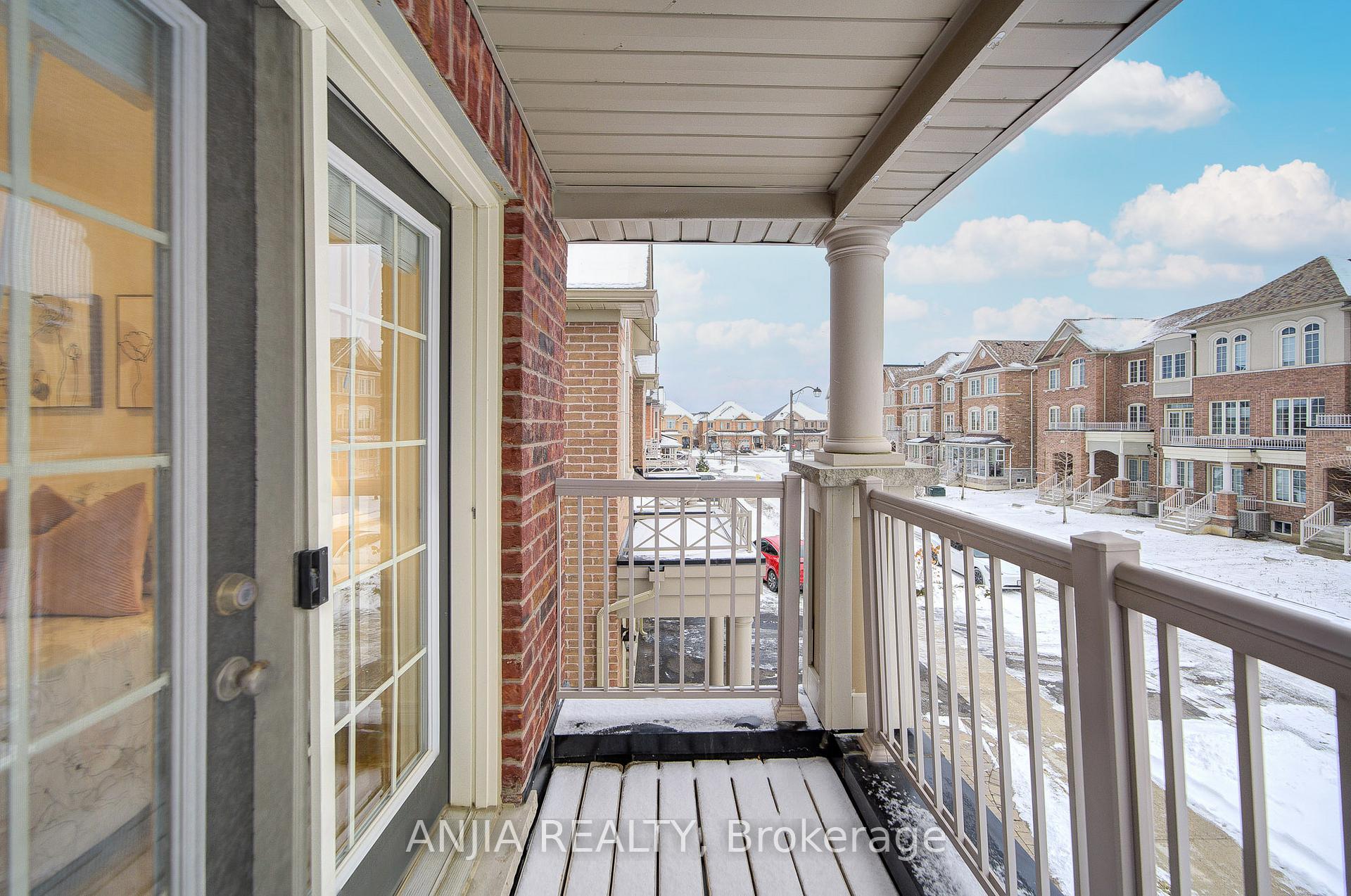 Photo 35 of 132 Memon Place, Markham, Wismer — HOMEH