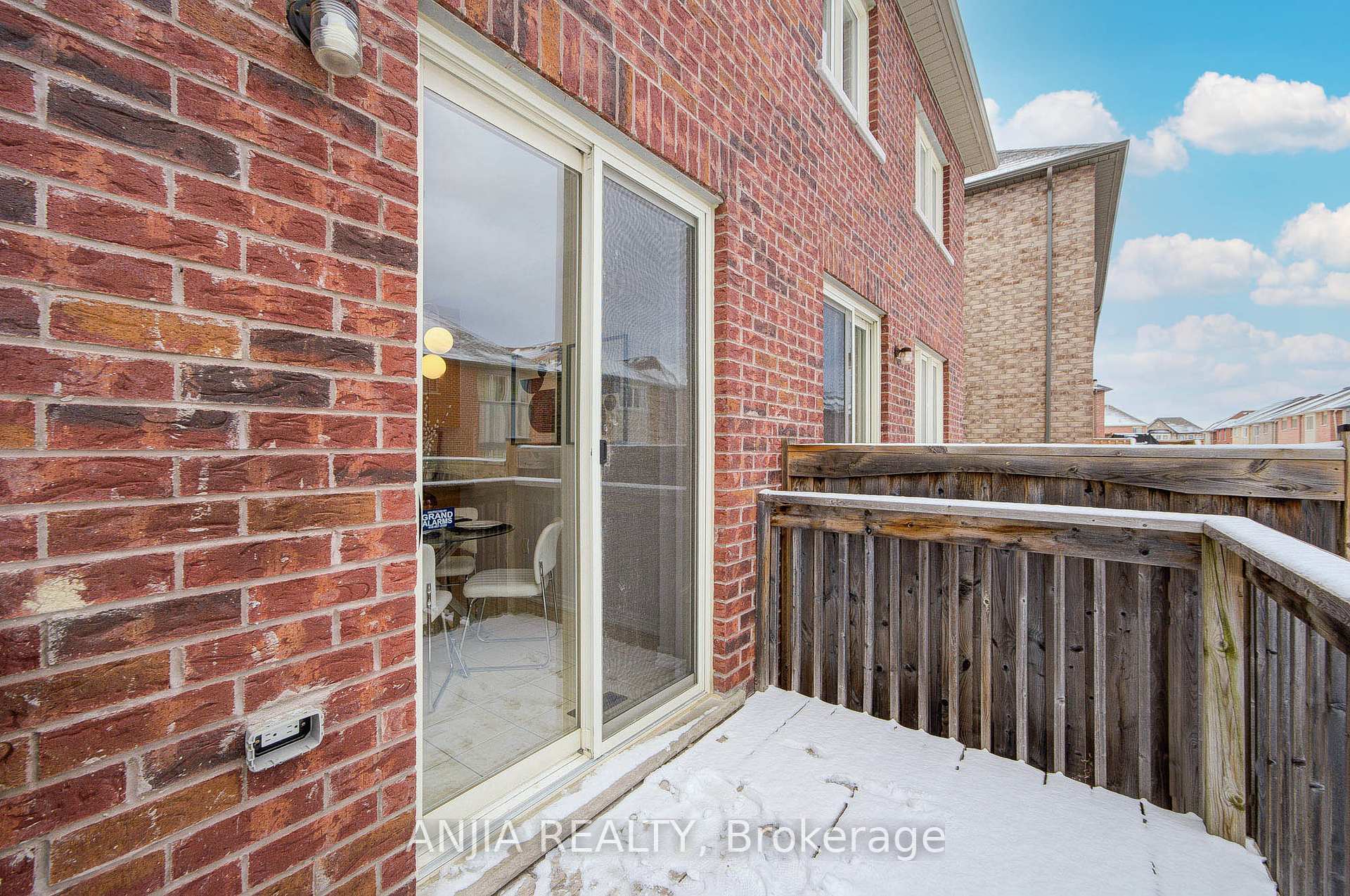 Photo 37 of 132 Memon Place, Markham, Wismer — HOMEH