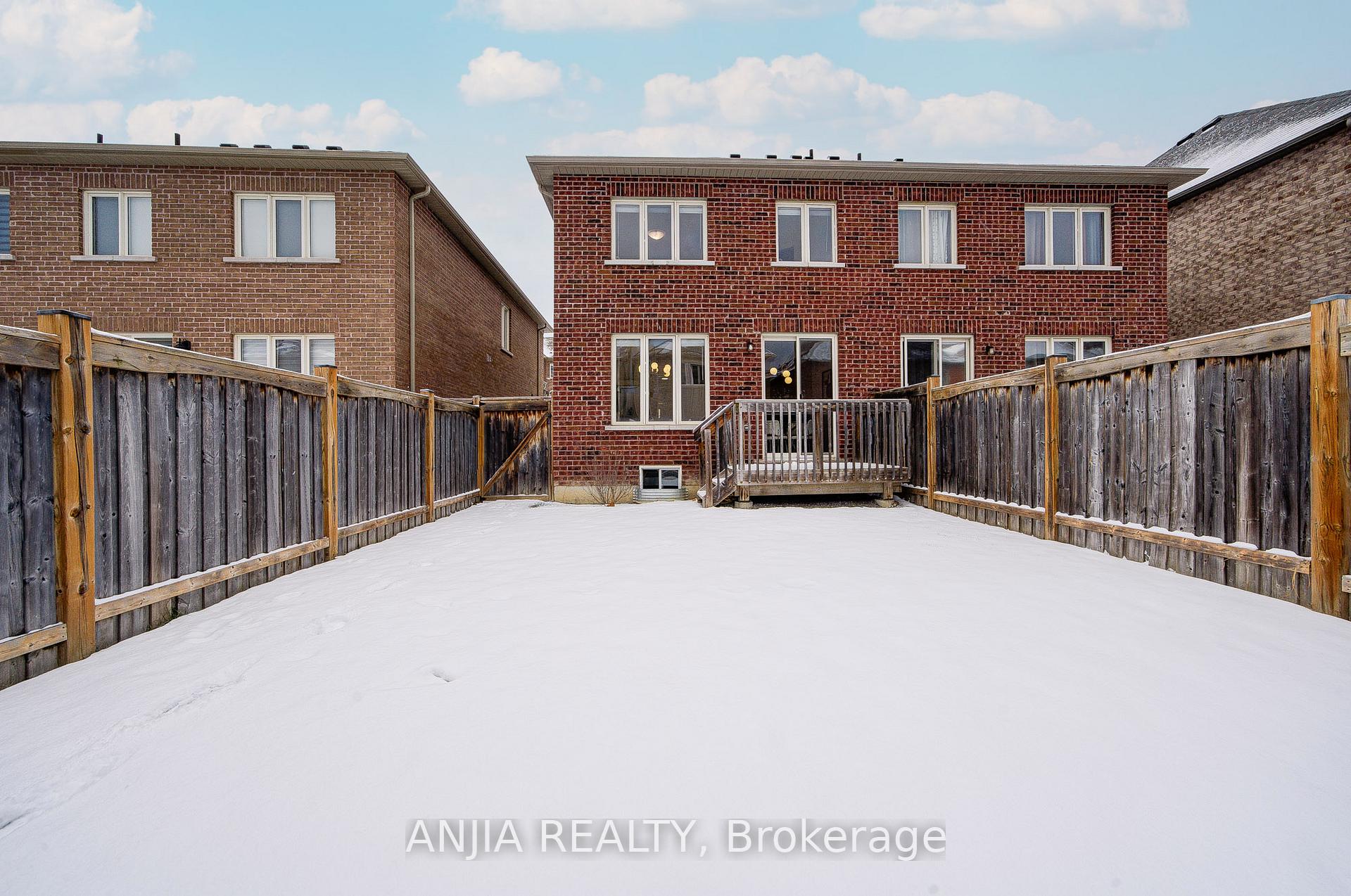 Photo 40 of 132 Memon Place, Markham, Wismer — HOMEH