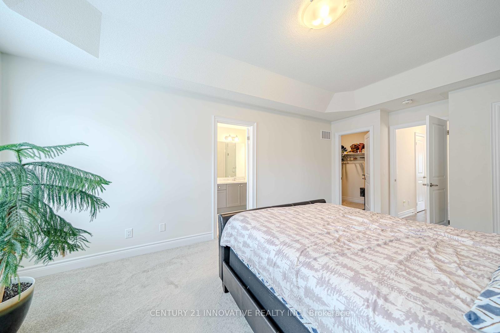 Photo 14 of 110 Dorian Drive, Whitby, Williamsburg — HOMEH