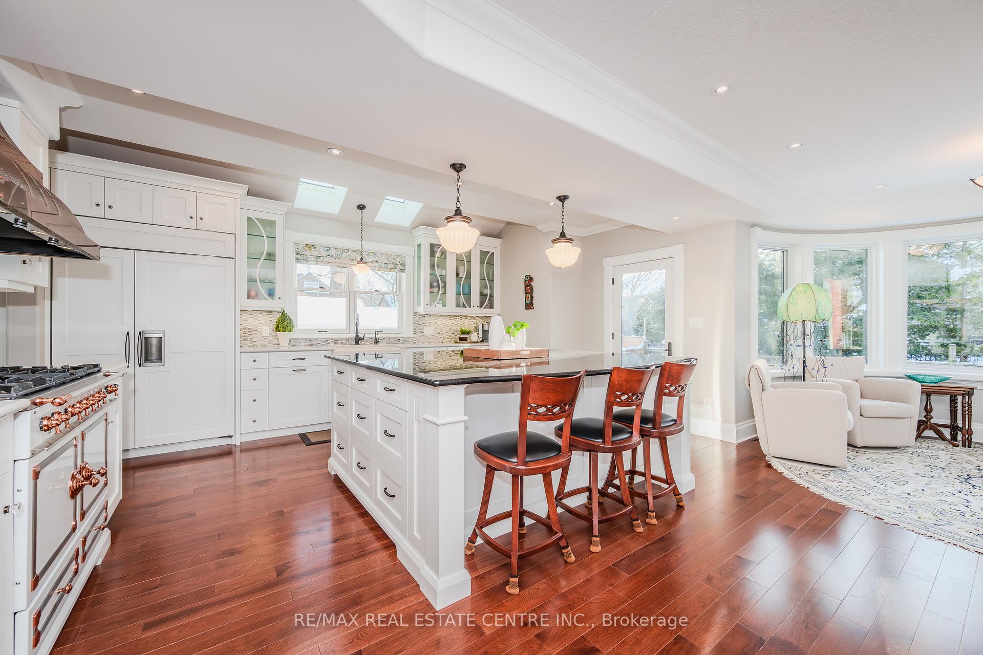 Photo 10 of 59 Menno Street, Waterloo — HOMEH