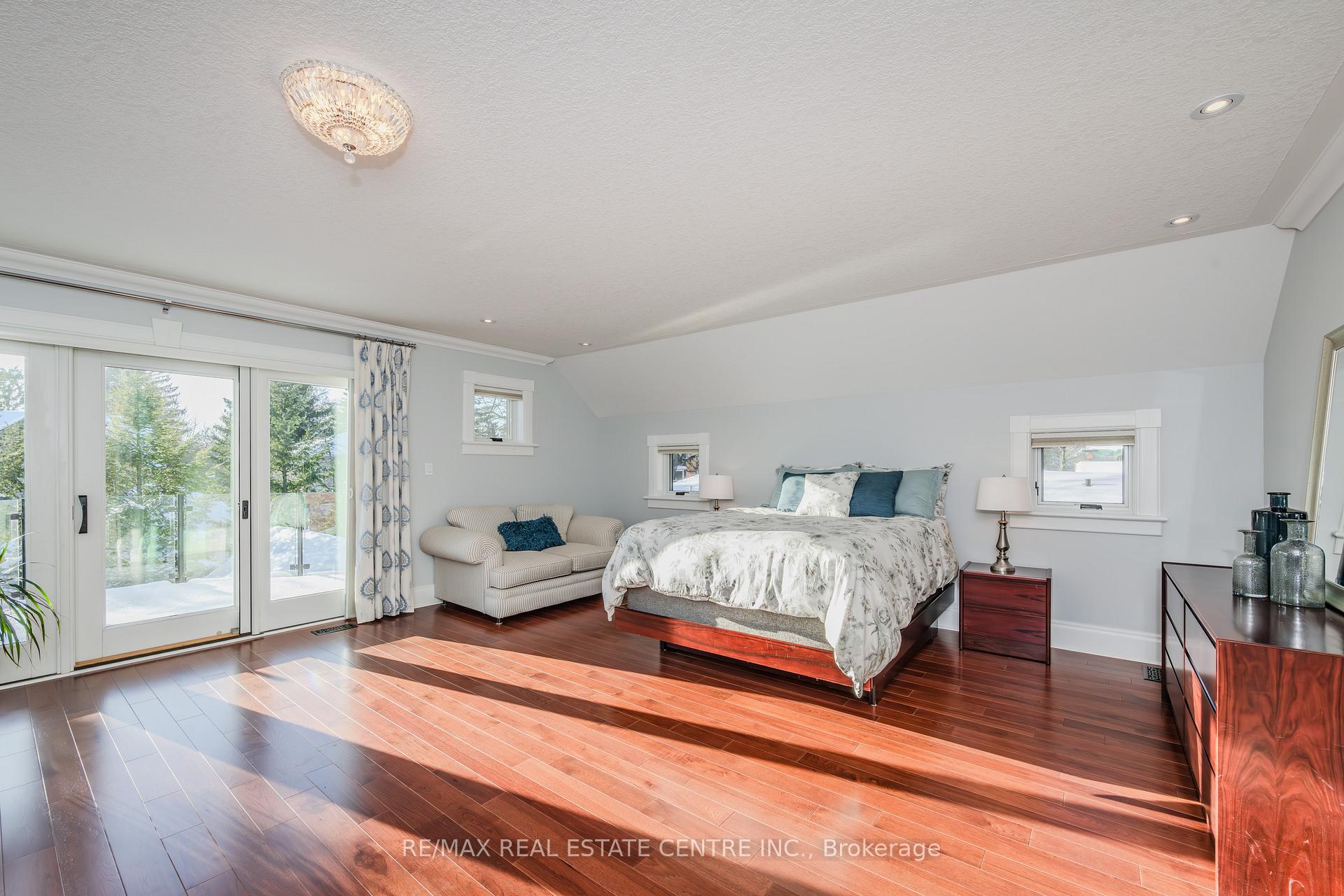 Photo 16 of 59 Menno Street, Waterloo — HOMEH