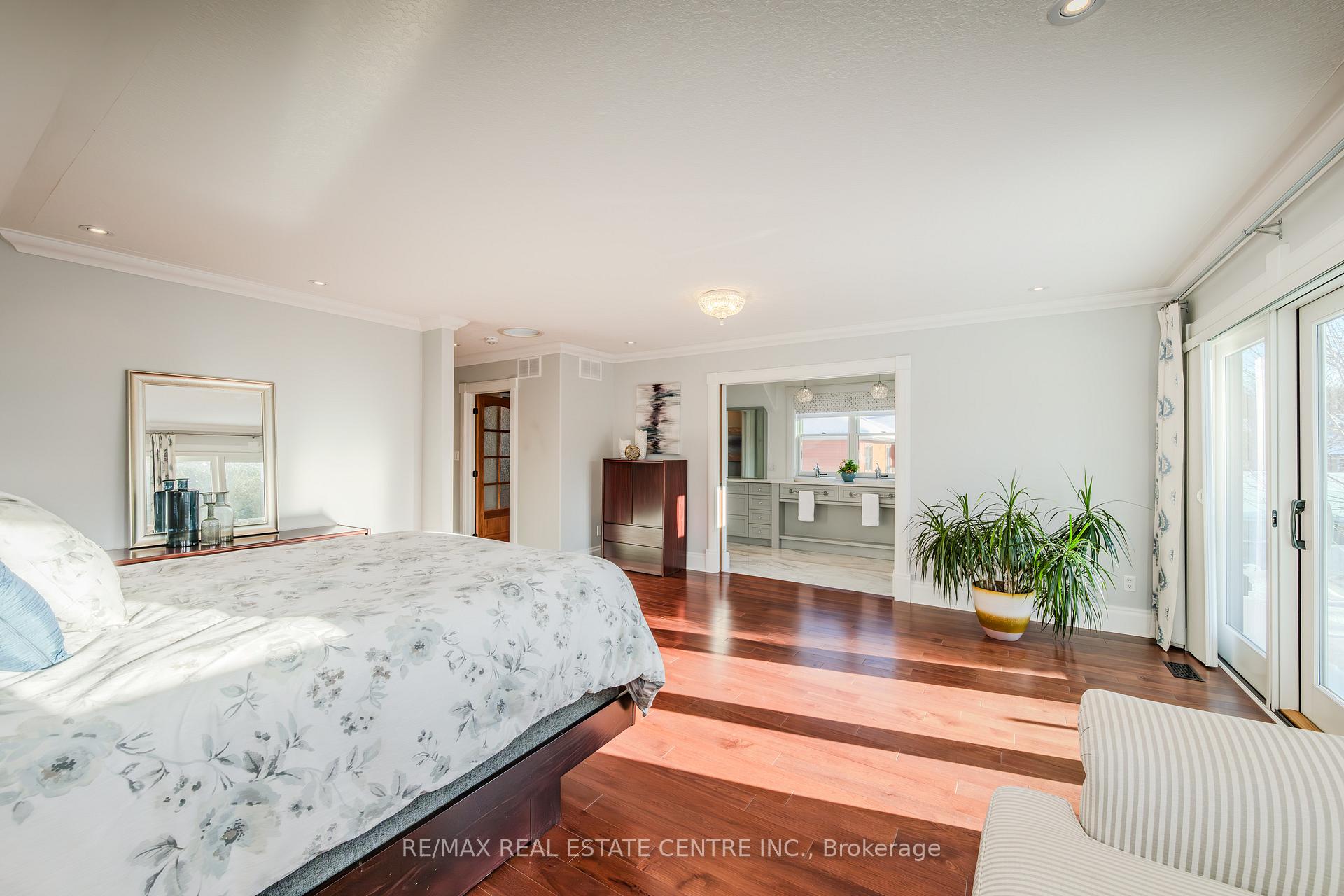 Photo 17 of 59 Menno Street, Waterloo — HOMEH