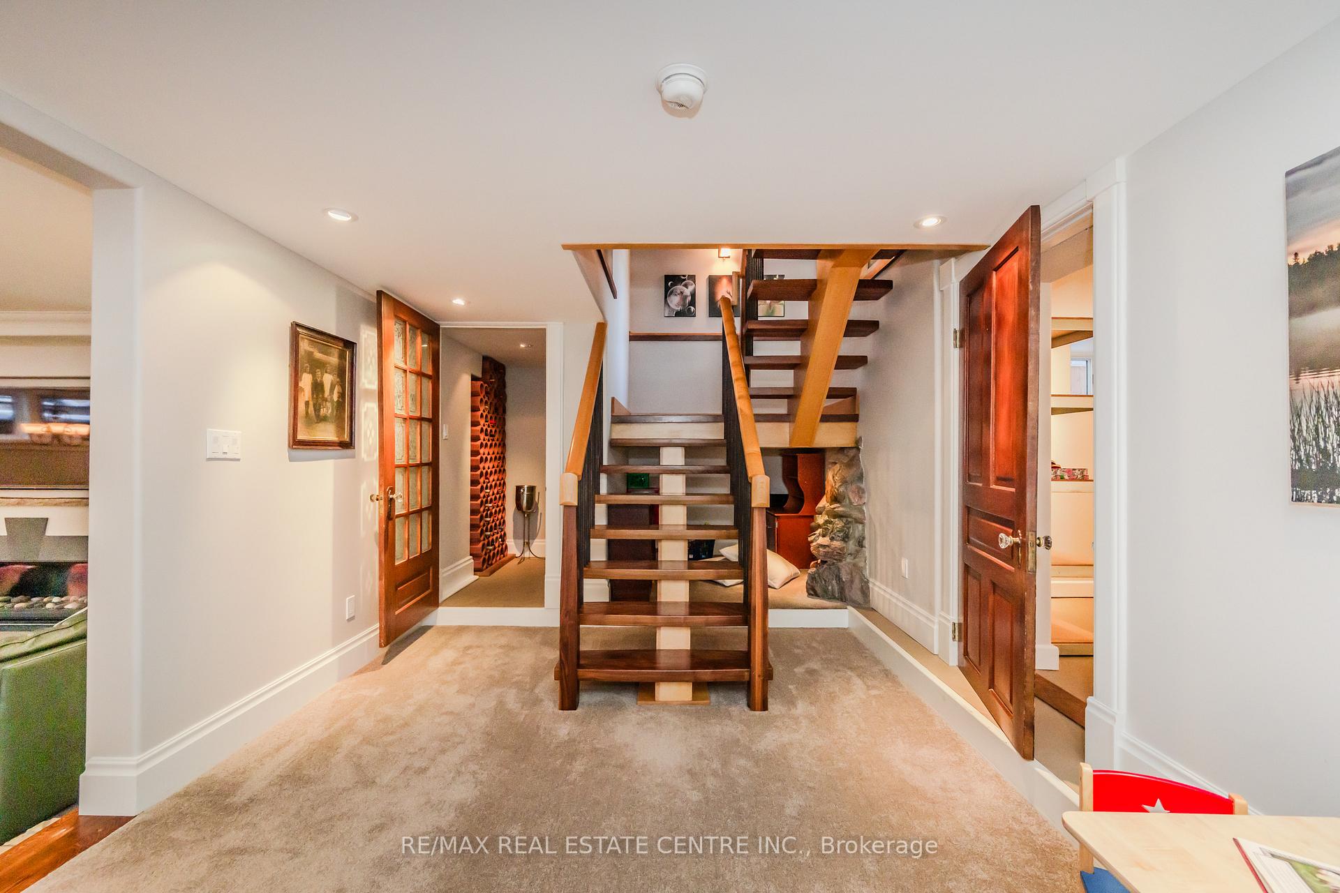 Photo 25 of 59 Menno Street, Waterloo — HOMEH