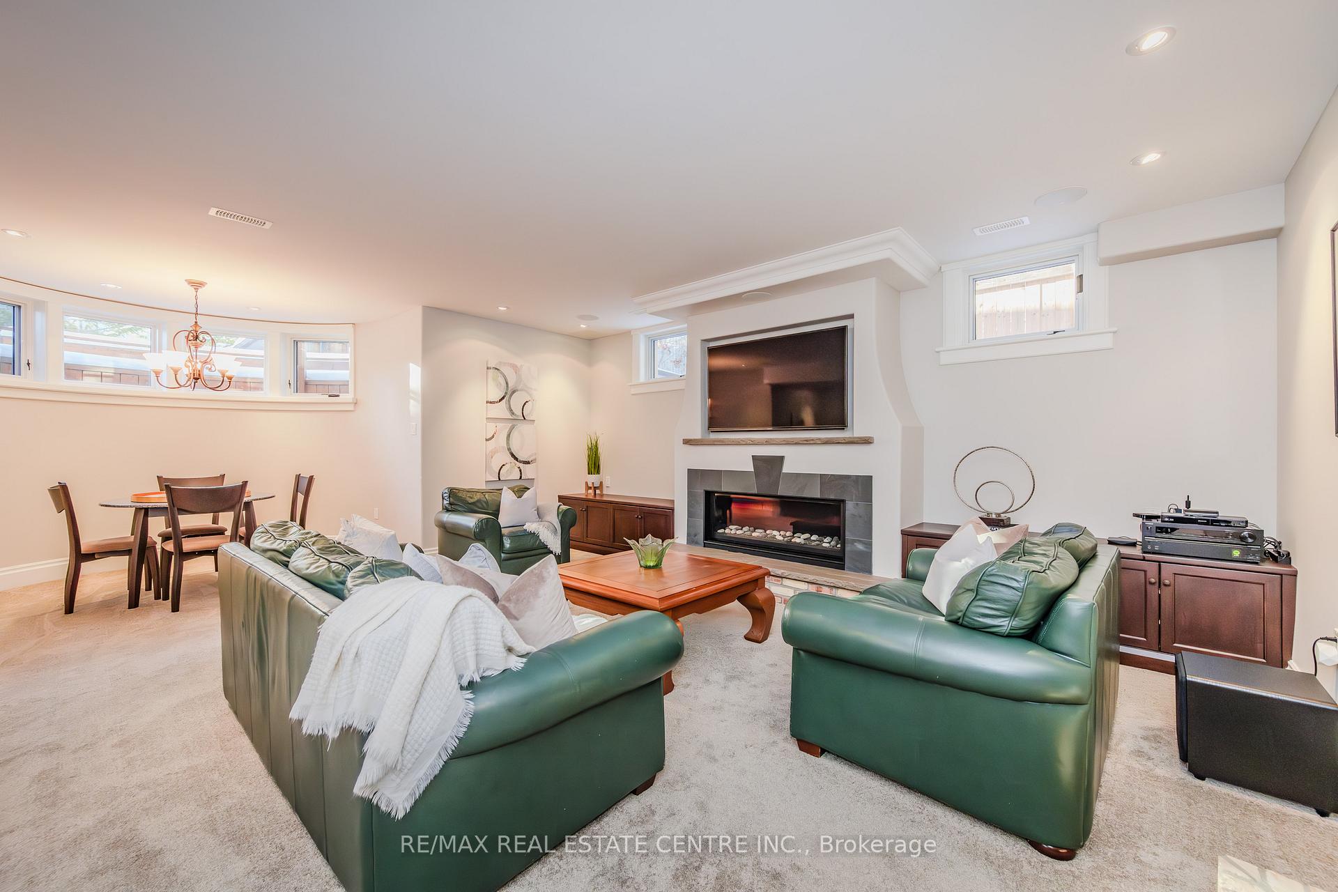 Photo 26 of 59 Menno Street, Waterloo — HOMEH