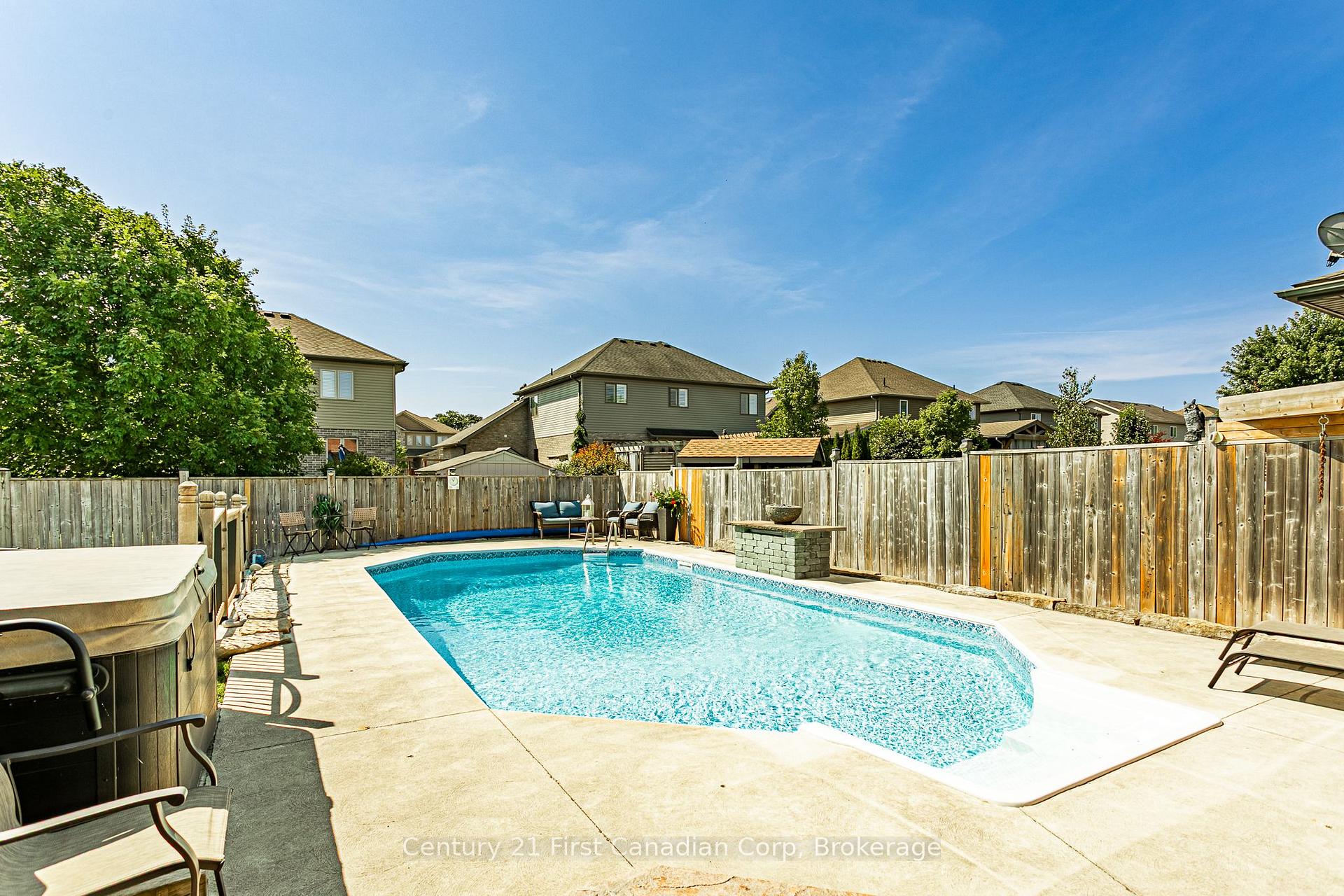 Photo 34 of 78 Oliver Crescent, Zorra, Thamesford — HOMEH