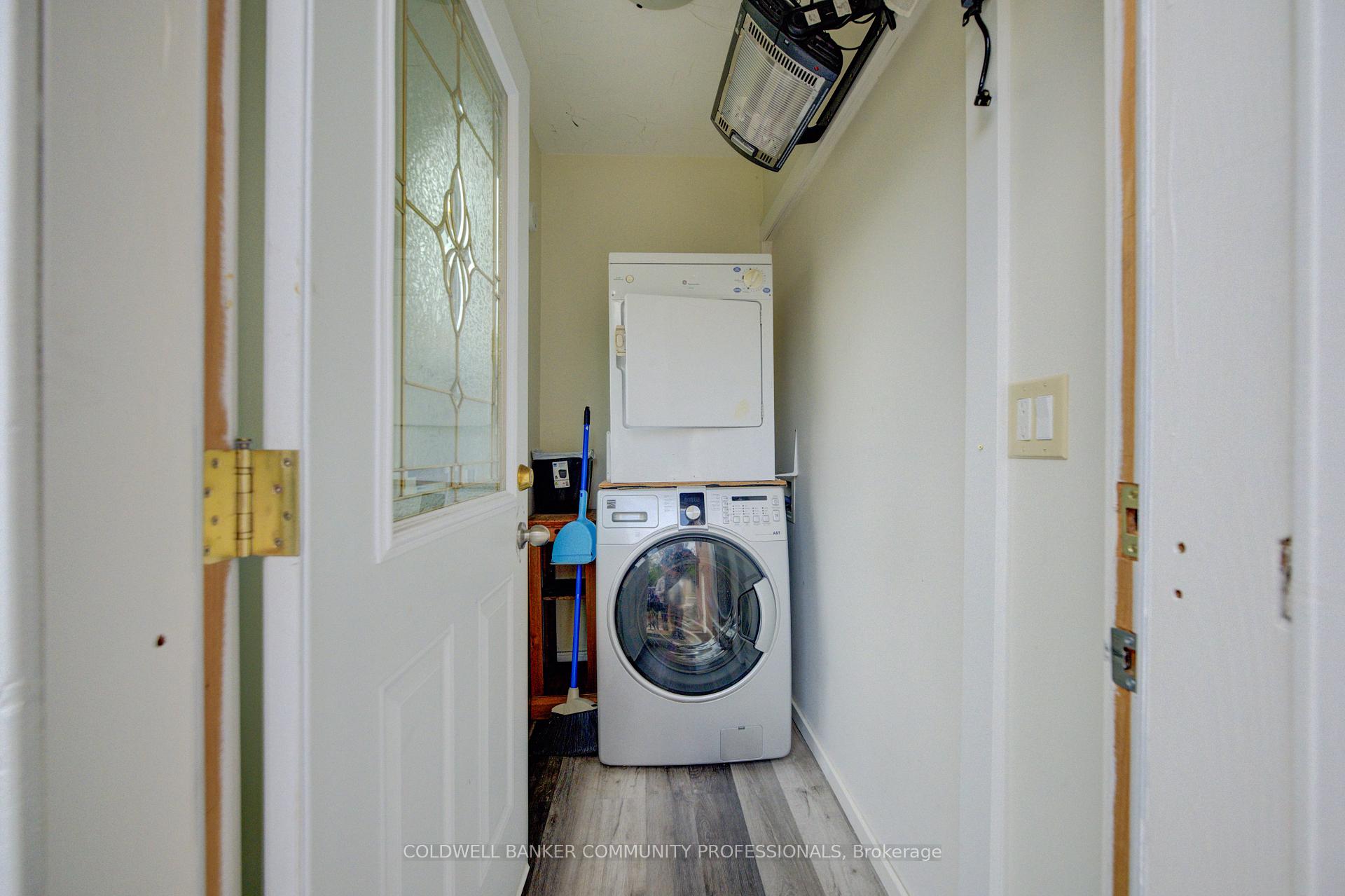 Photo 15 of 141 Garner Avenue, Welland, Welland Downtown — HOMEH