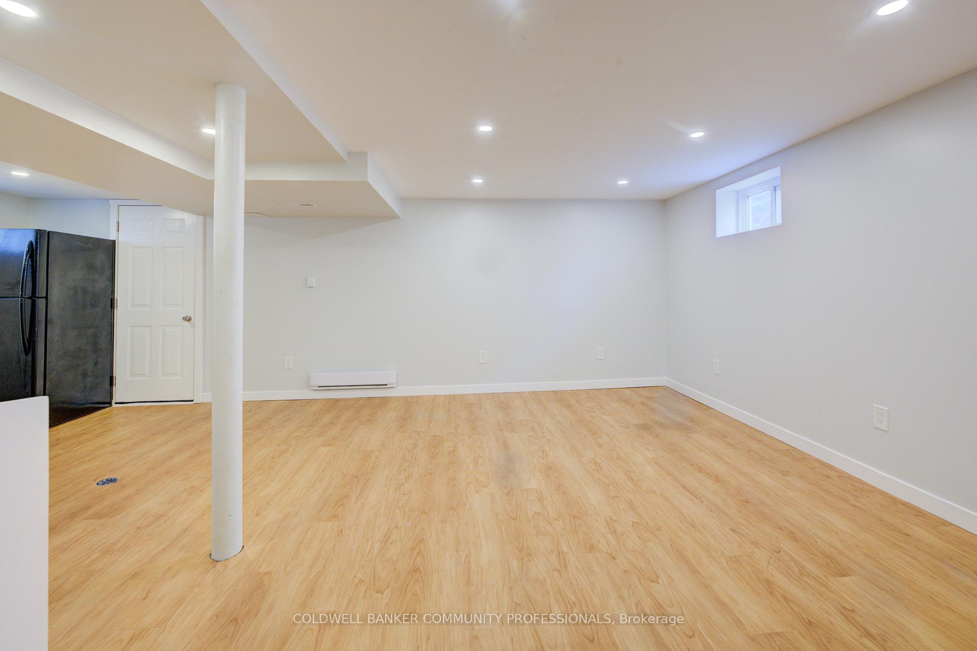 Photo 18 of 141 Garner Avenue, Welland, Welland Downtown — HOMEH