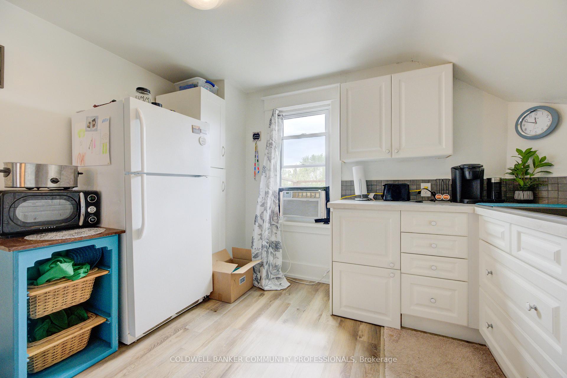Photo 33 of 141 Garner Avenue, Welland, Welland Downtown — HOMEH