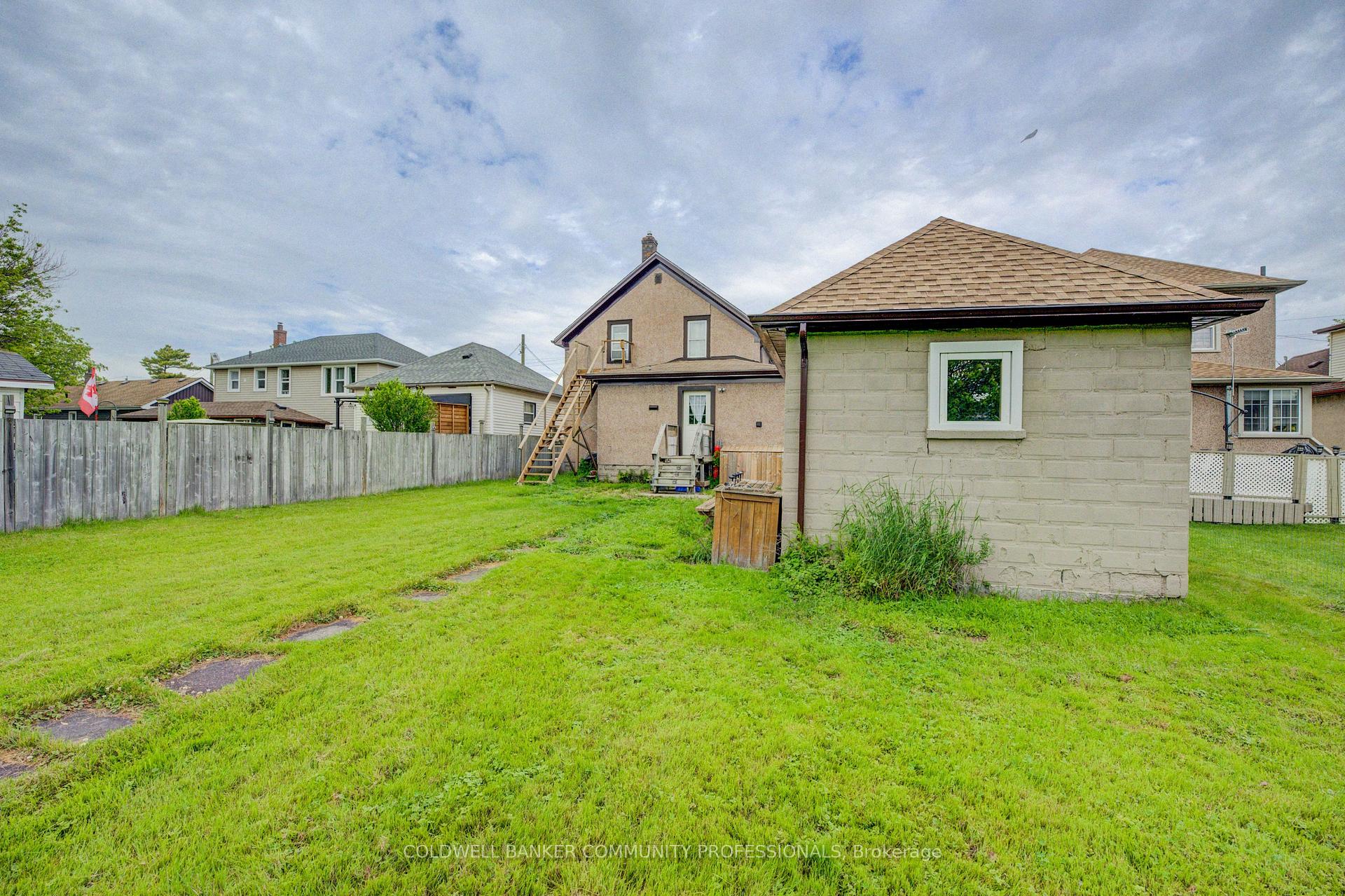 Photo 90 of 141 Garner Avenue, Welland, Welland Downtown — HOMEH