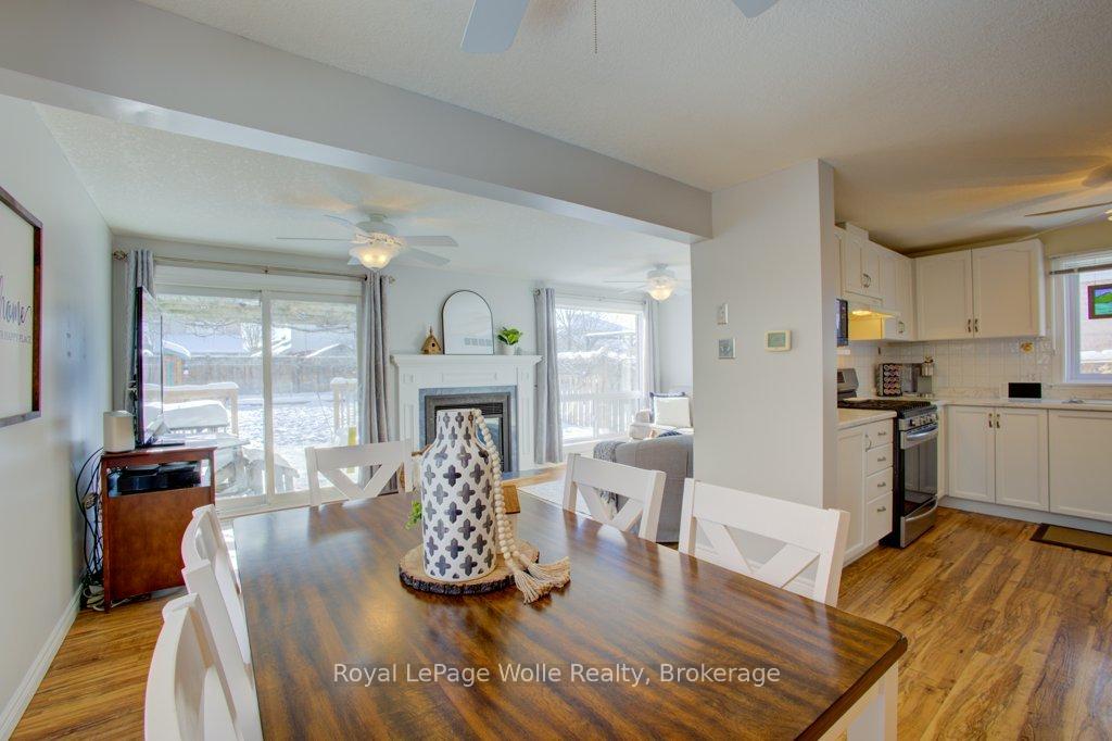 Photo 10 of 487 Sandbanks Crescent, Waterloo — HOMEH