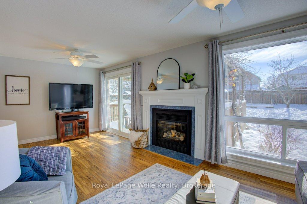 Photo 16 of 487 Sandbanks Crescent, Waterloo — HOMEH