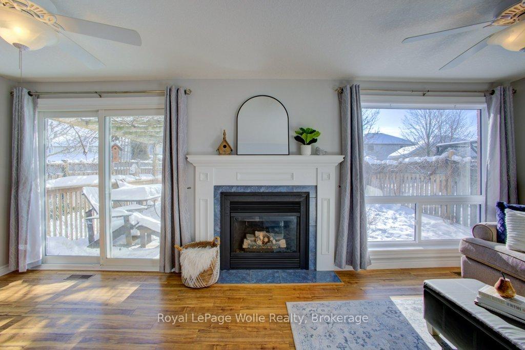 Photo 17 of 487 Sandbanks Crescent, Waterloo — HOMEH