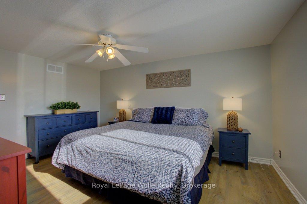 Photo 19 of 487 Sandbanks Crescent, Waterloo — HOMEH
