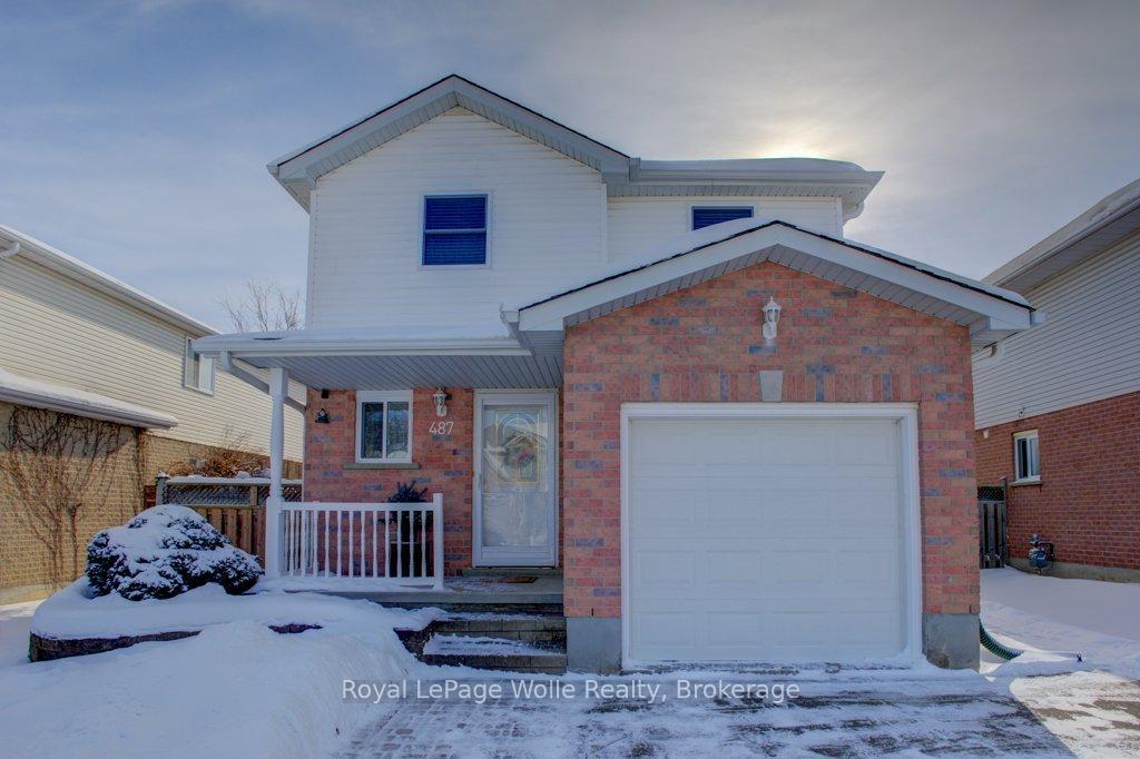 Photo 37 of 487 Sandbanks Crescent, Waterloo — HOMEH
