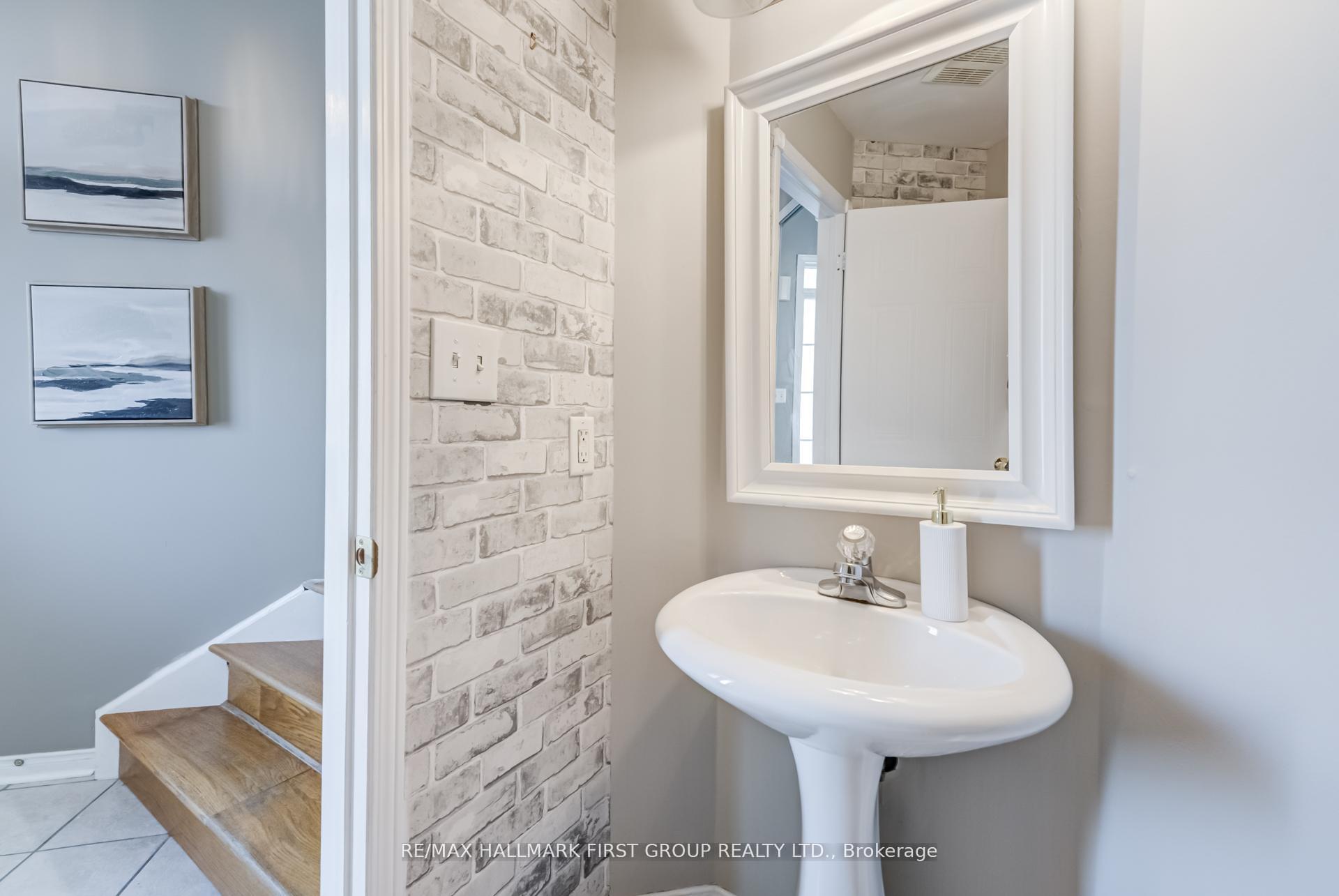 Photo 10 of 19 Inlet Bay Drive, Whitby, Port Whitby — HOMEH