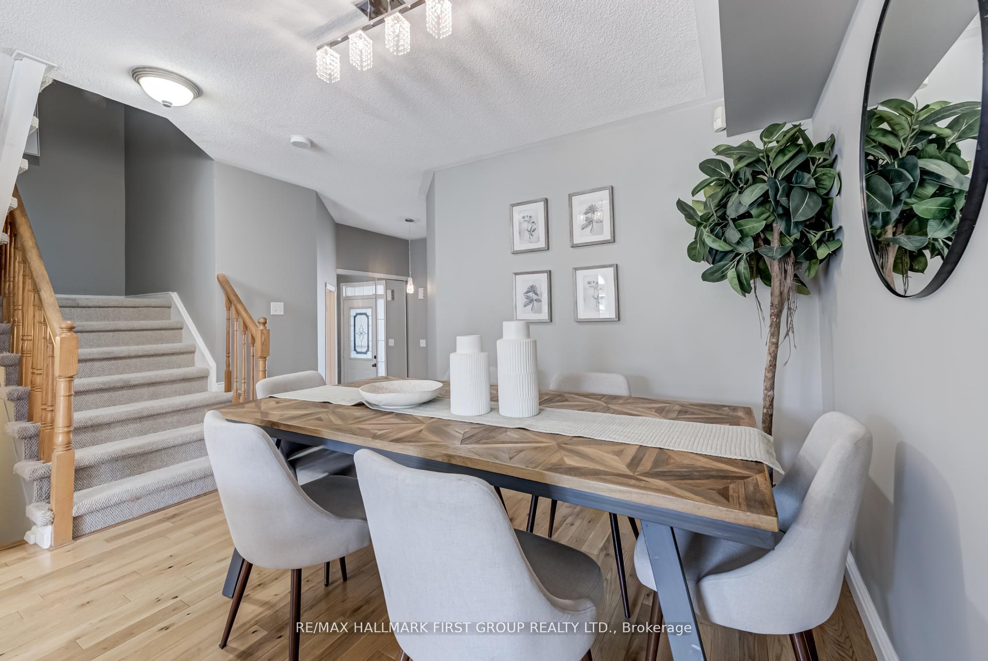 Photo 11 of 19 Inlet Bay Drive, Whitby, Port Whitby — HOMEH
