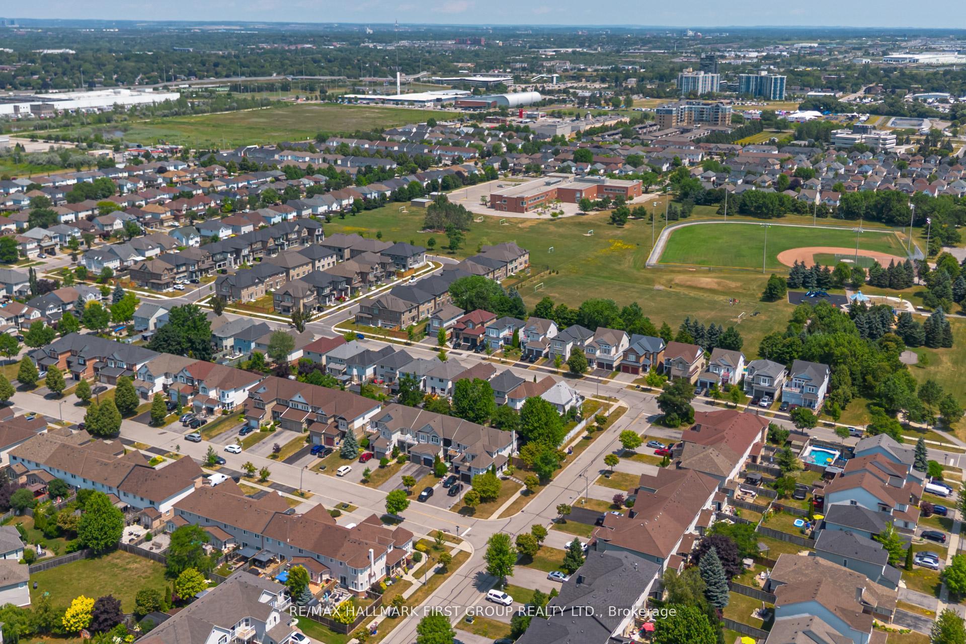 Photo 23 of 19 Inlet Bay Drive, Whitby, Port Whitby — HOMEH