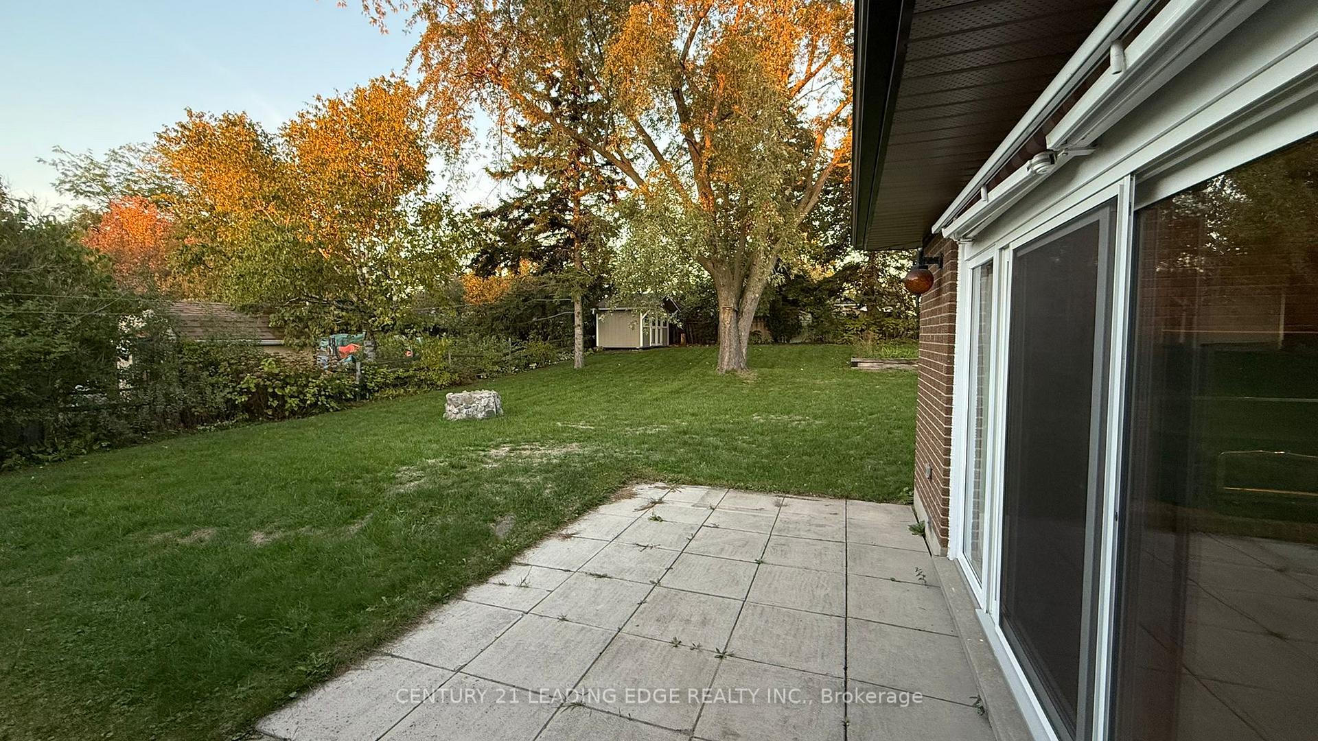 Photo 14 of 133 Elizabeth Crescent, Whitby, Blue Grass Meadows — HOMEH