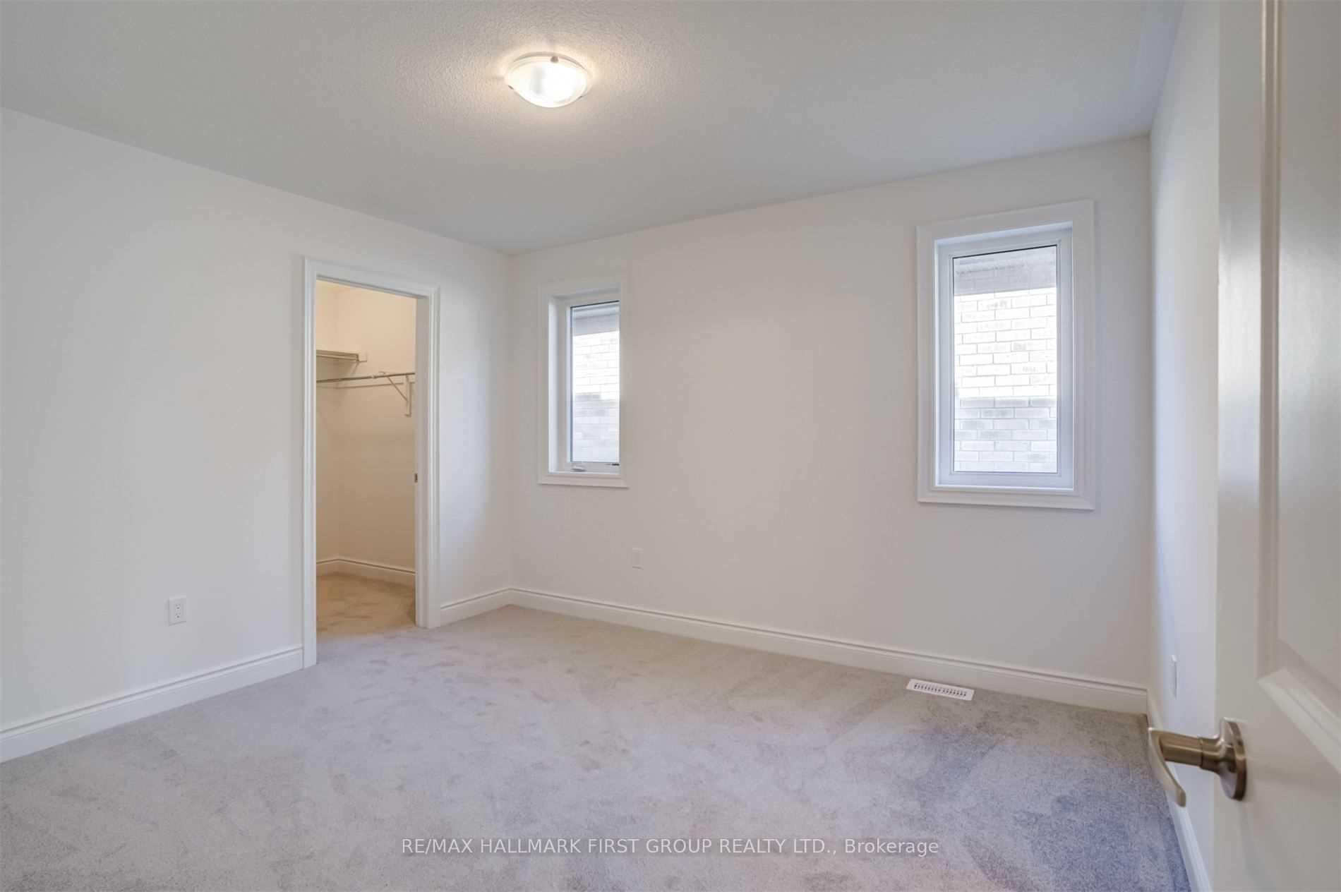 Photo 13 of 4 Conti Court, Whitby, Williamsburg — HOMEH