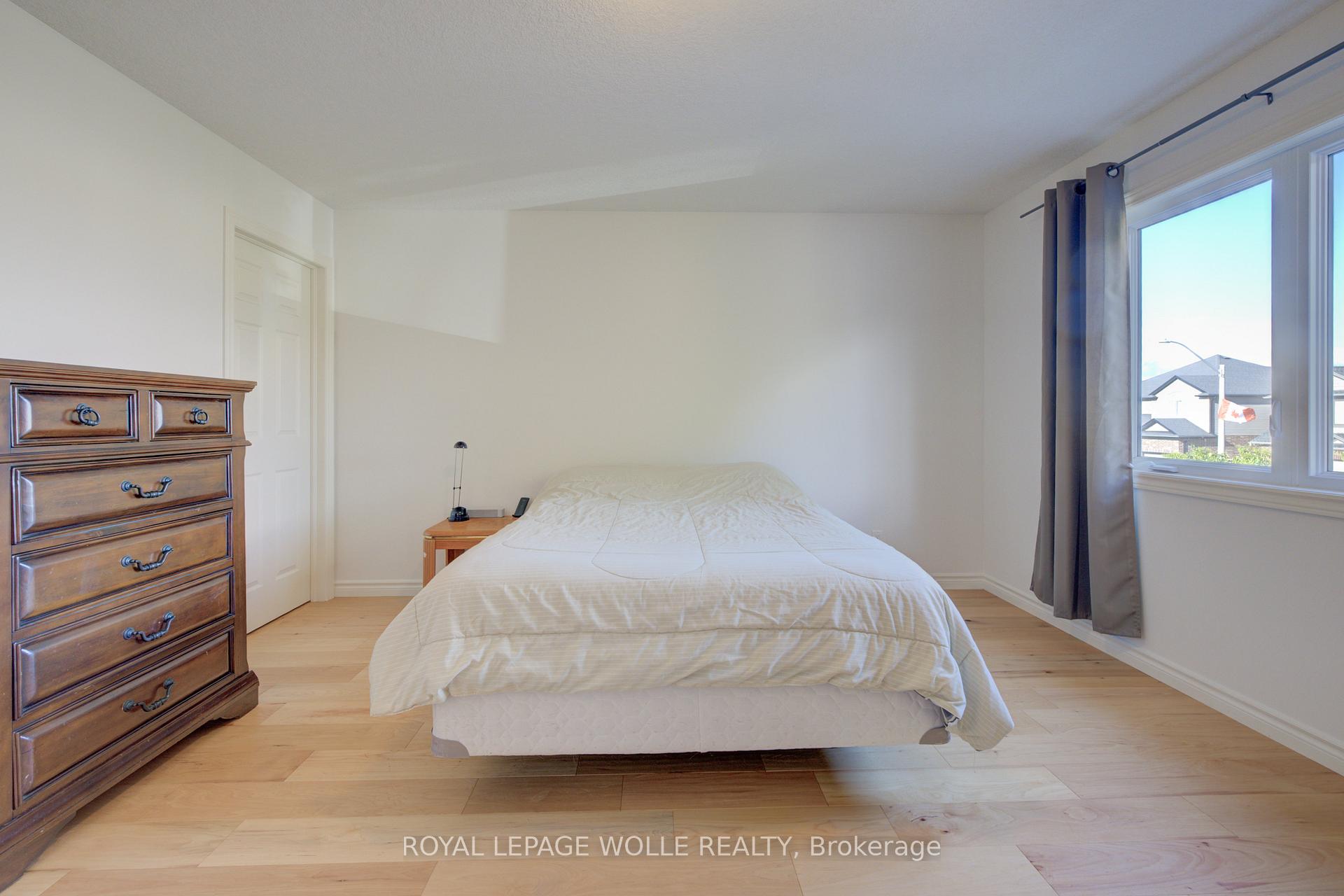Photo 24 of 18 Knapp Road, Woolwich — HOMEH
