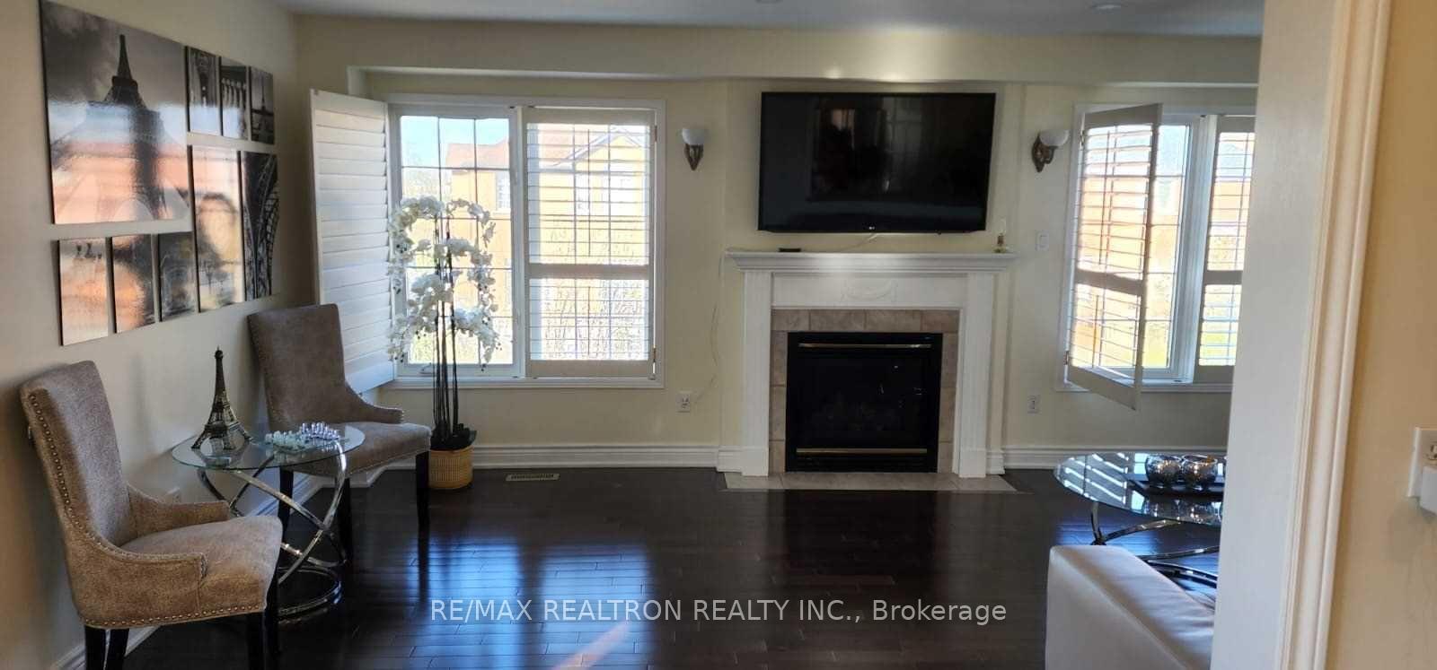 Photo 7 of Unit Upper, 60 Yellowood Circle, Vaughan, Patterson — HOMEH