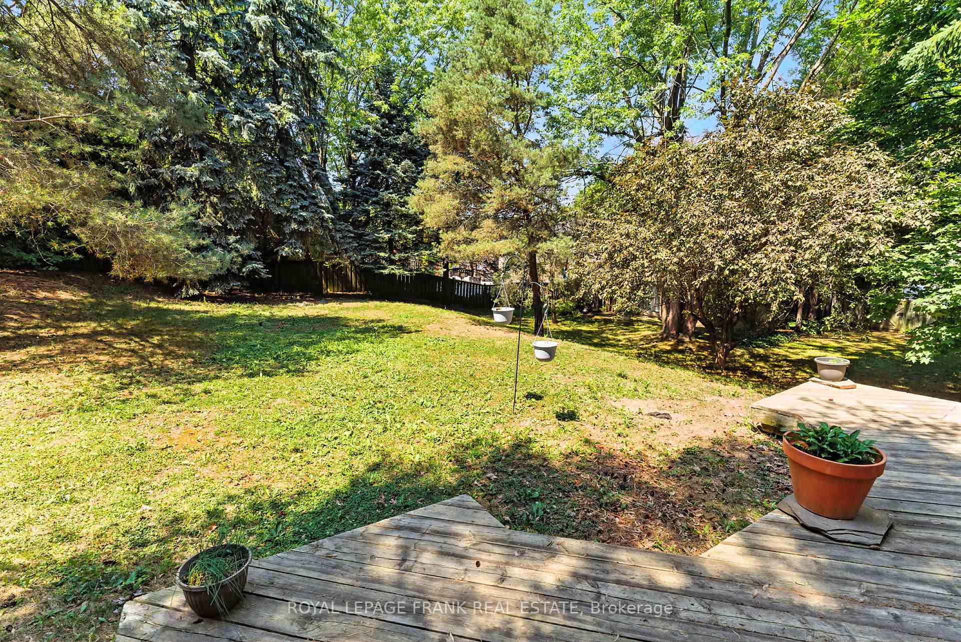 Photo 28 of 124 Guthrie Crescent, Whitby, Lynde Creek — HOMEH