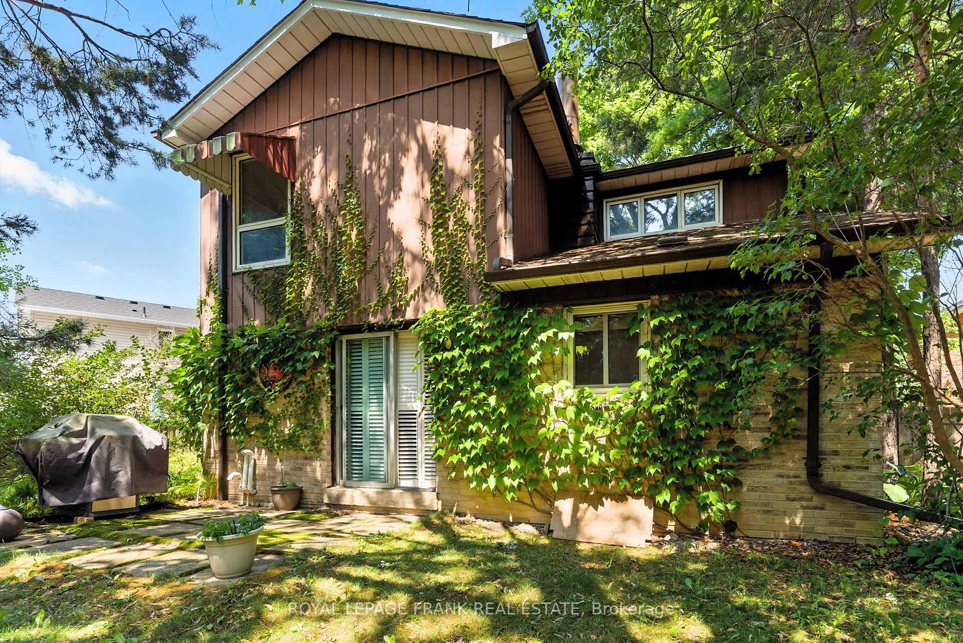 Photo 31 of 124 Guthrie Crescent, Whitby, Lynde Creek — HOMEH