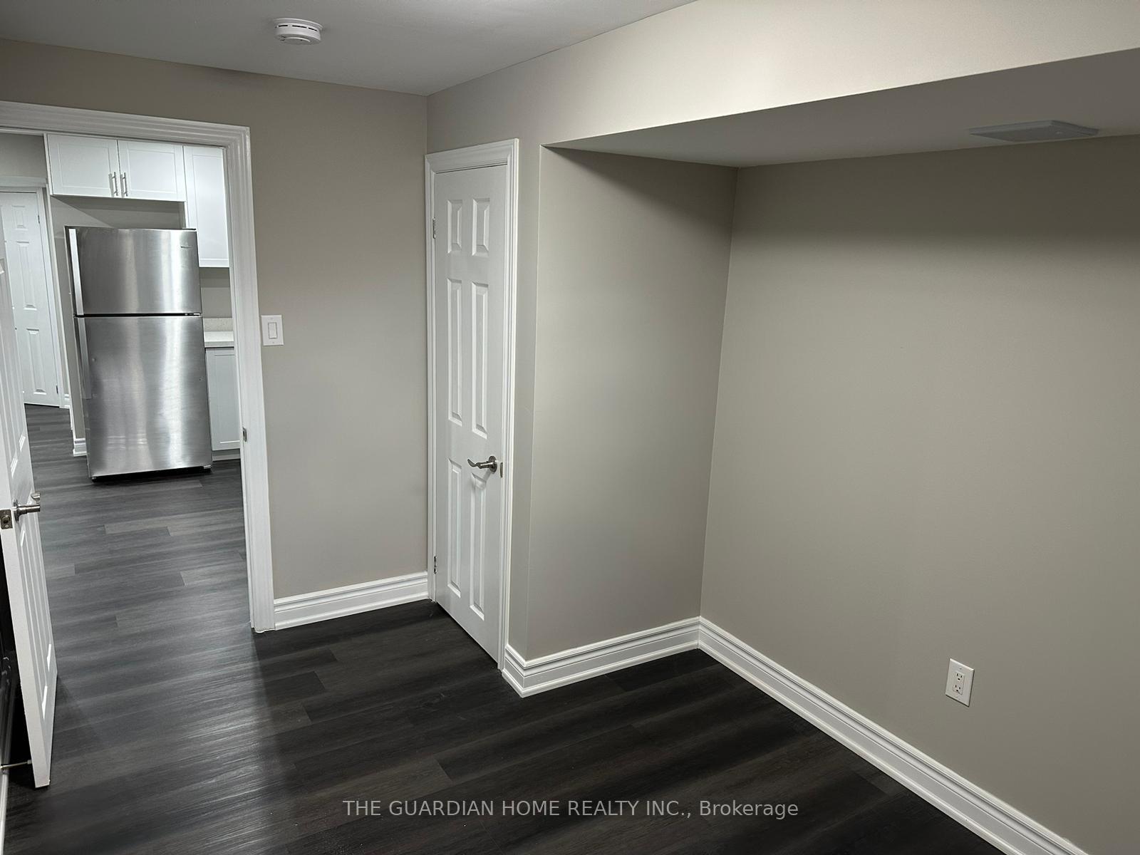 Photo 5 of 46 Coho Drive, Whitby, Lynde Creek — HOMEH