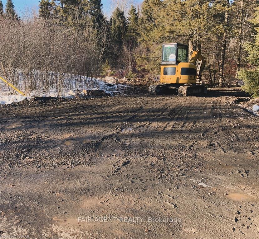 Photo 6 of 107 Mcdonald Road, West Nipissing, Verner — HOMEH